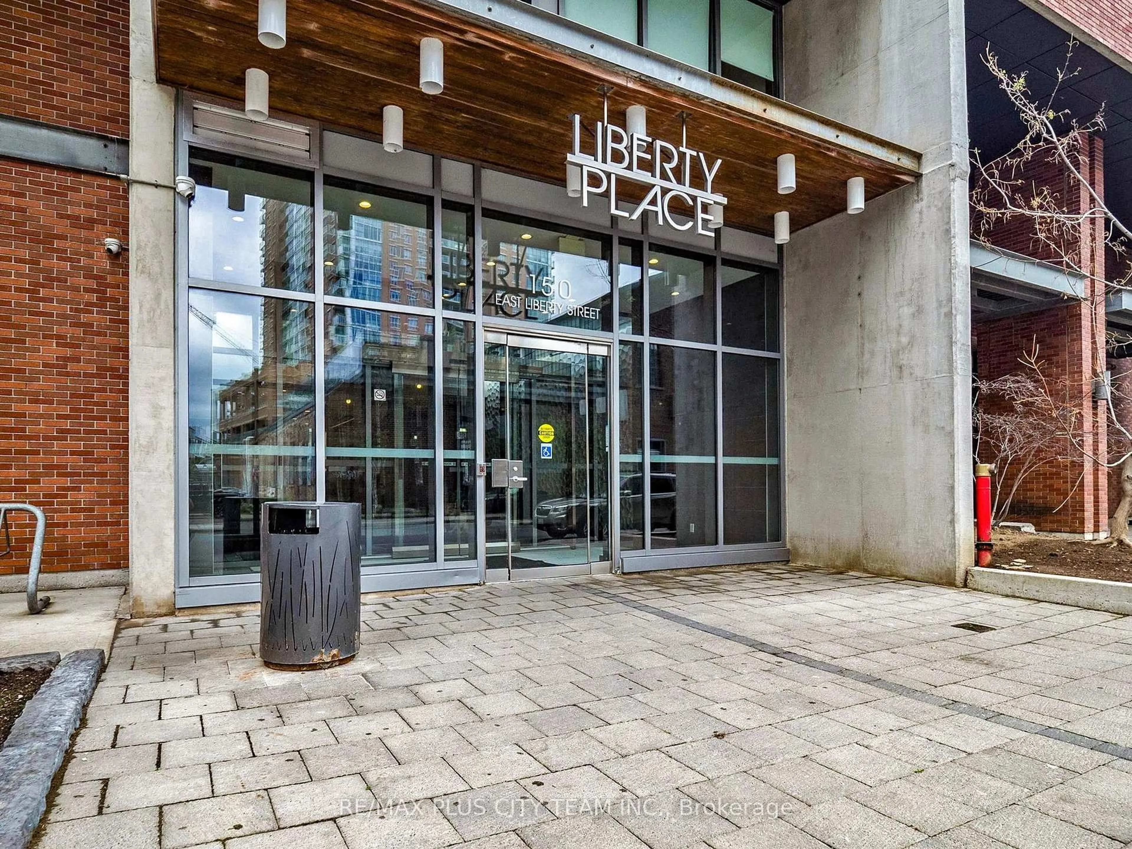 Lobby for 150 East Liberty St #514, Toronto Ontario M6K 3R5