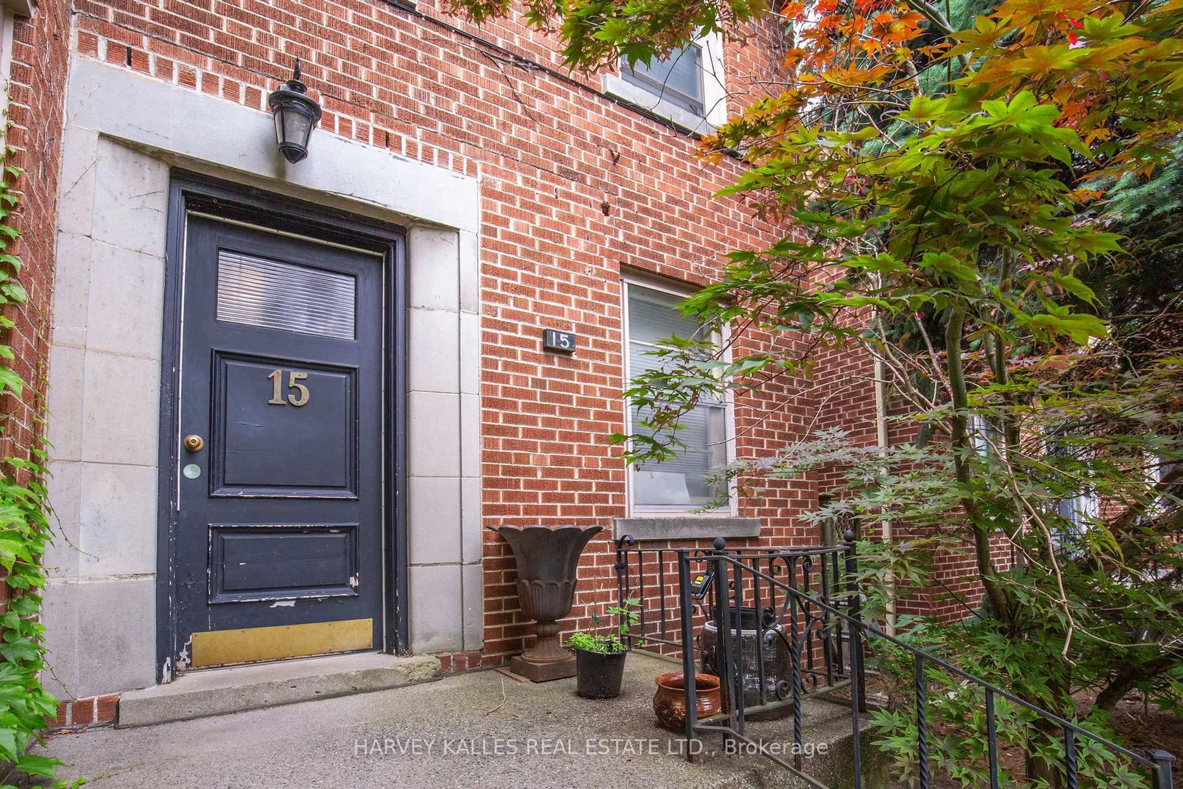 Home with brick exterior material, street for 15 Warwick Ave #3, Toronto Ontario M6C 1T5