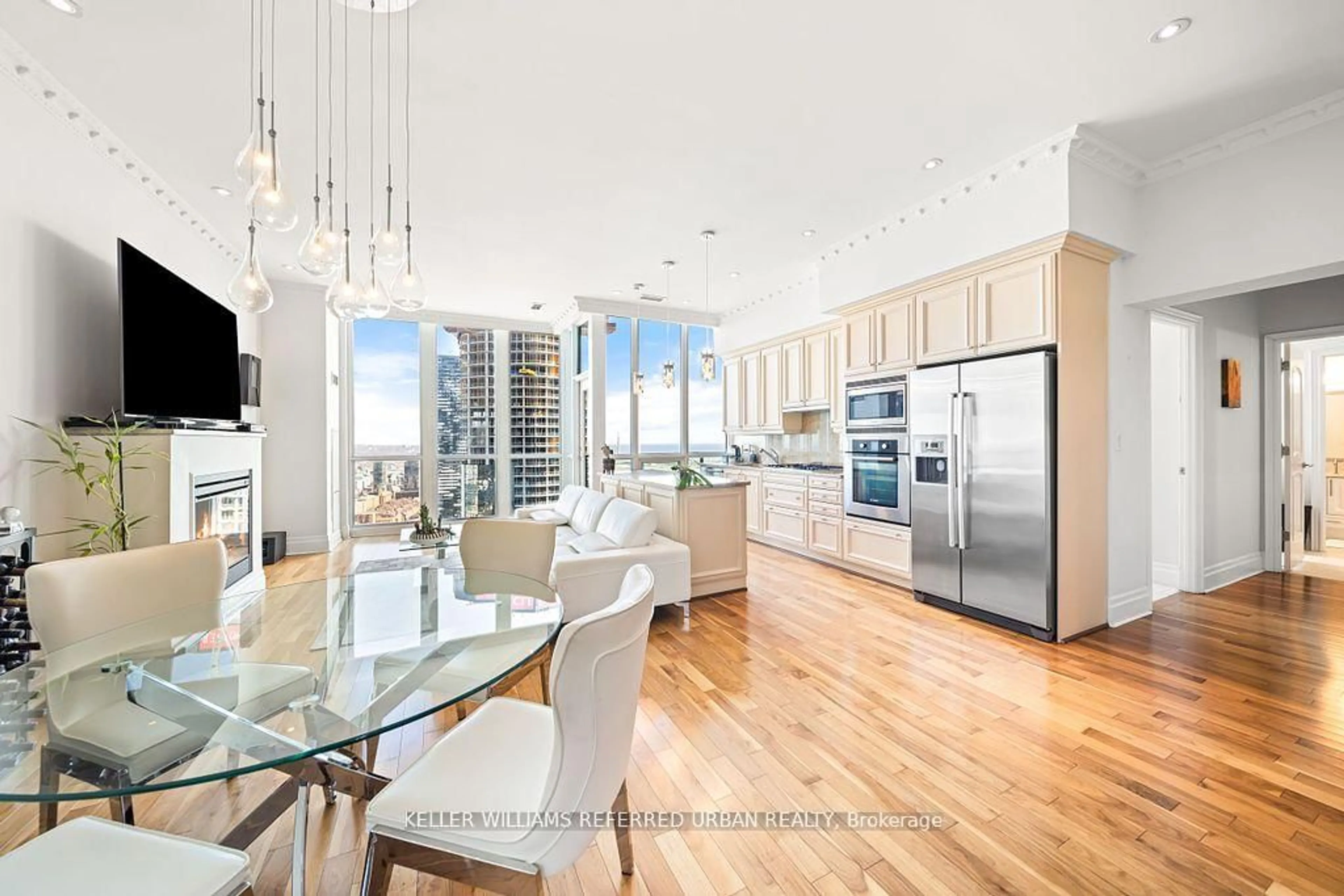 Open concept kitchen, unknown for 16 Harbour St #5304, Toronto Ontario M5J 2Z7