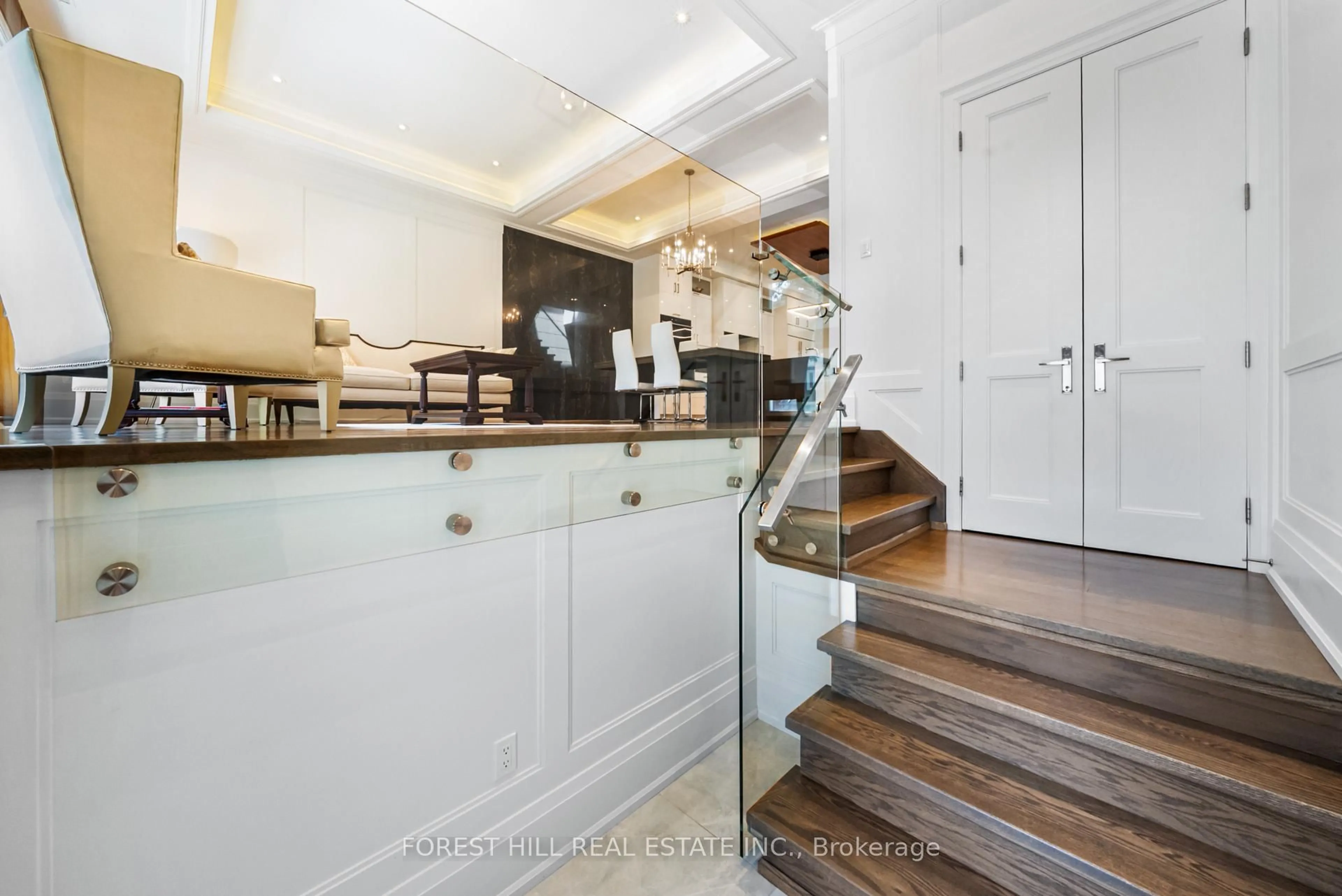 Contemporary kitchen, unknown for 200 Snowdon Ave, Toronto Ontario M4N 2B2