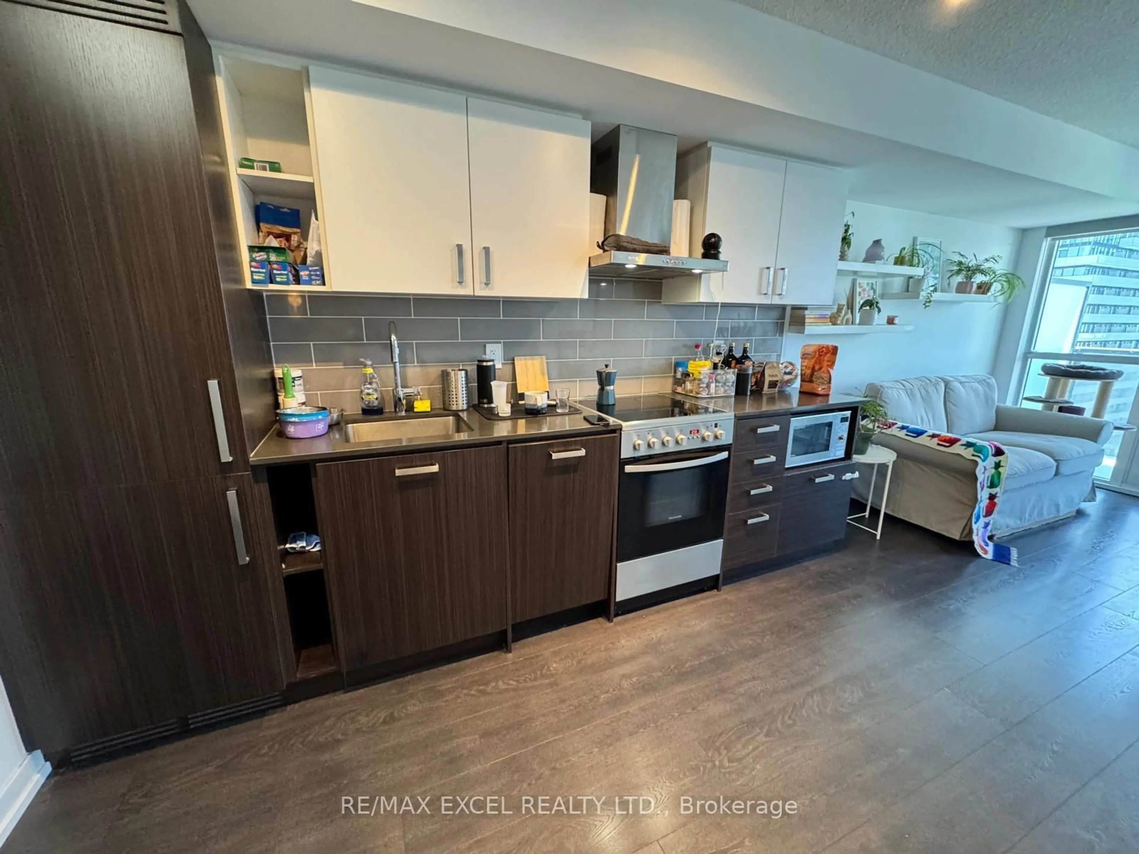 Unknown for 125 Redpath Ave #1804, Toronto Ontario M4S 0B5