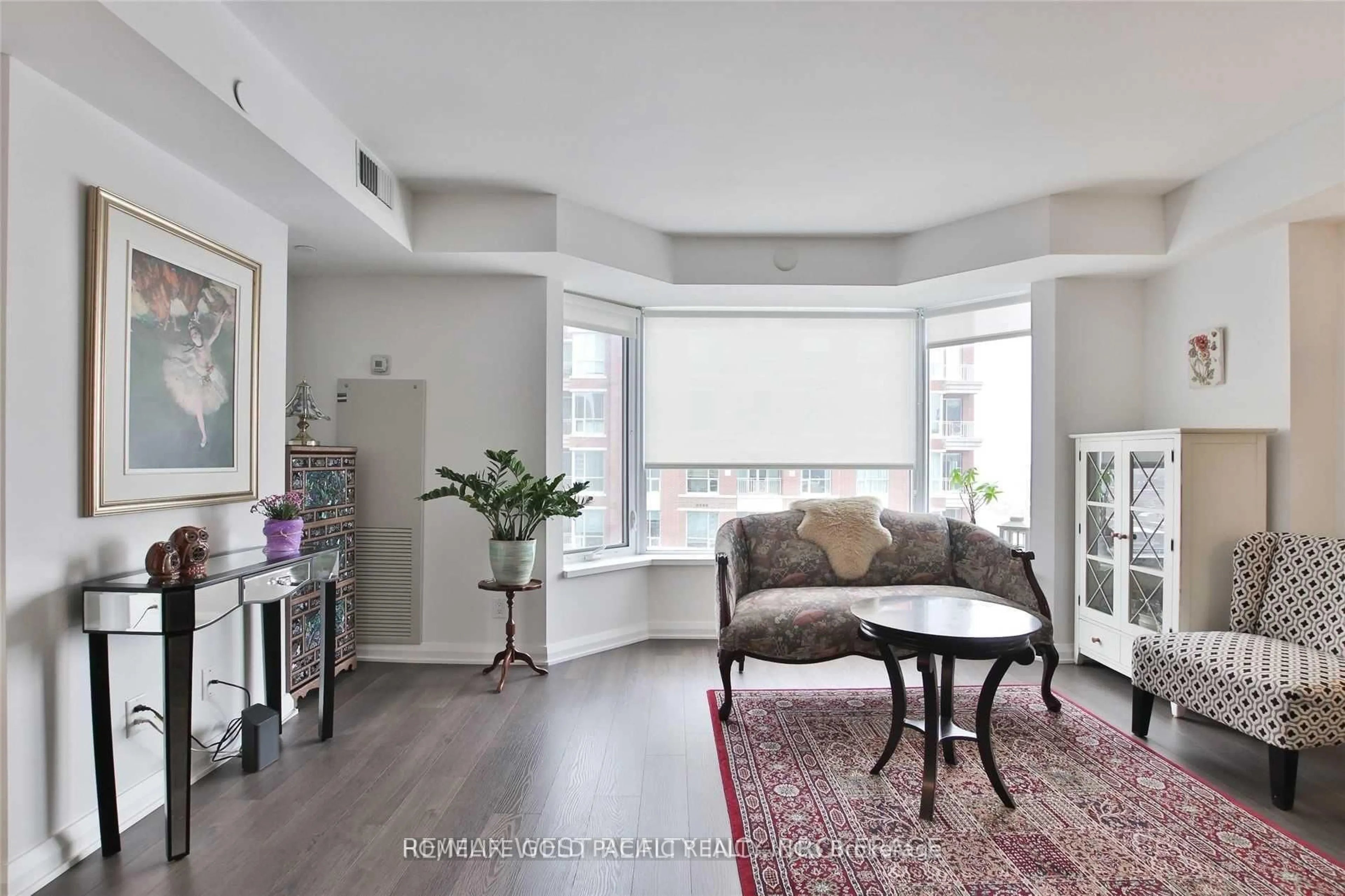 Living room with furniture, unknown for 155 Yorkville Ave #2313, Toronto Ontario M5R 0B4