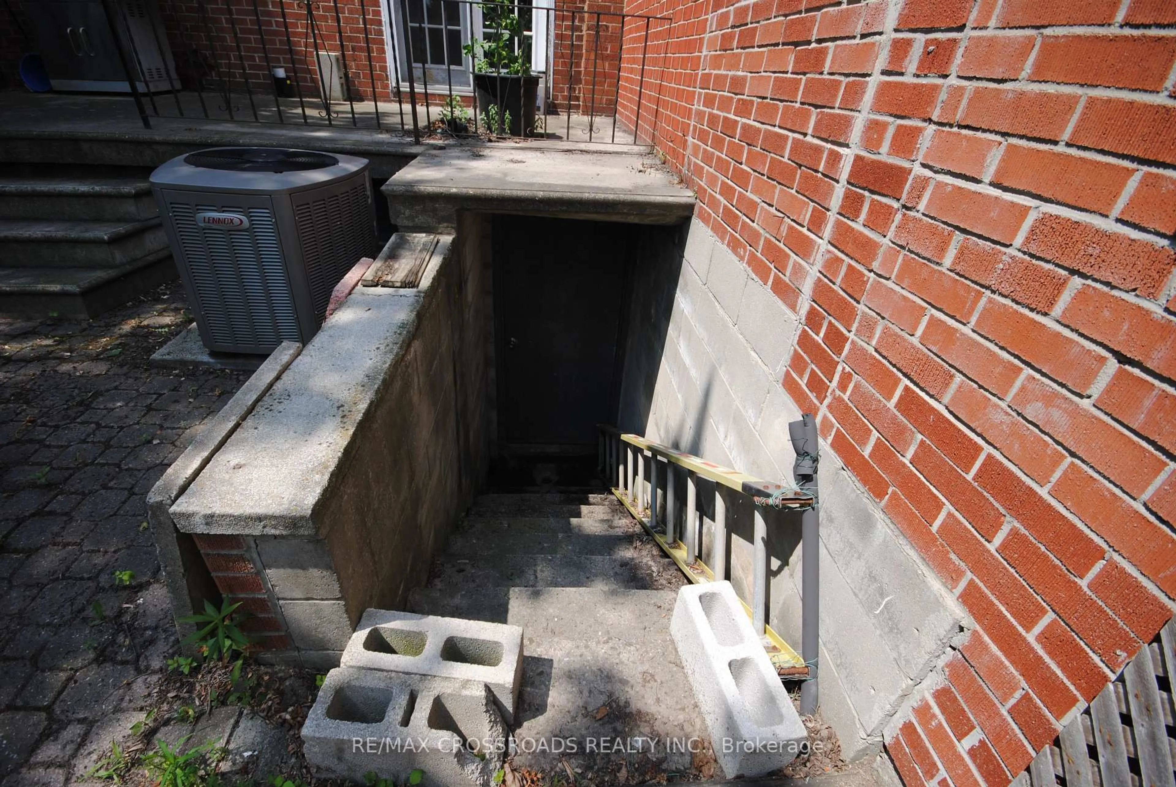 Unknown for 775 Wilson Heights Blvd, Toronto Ontario M3H 2W1
