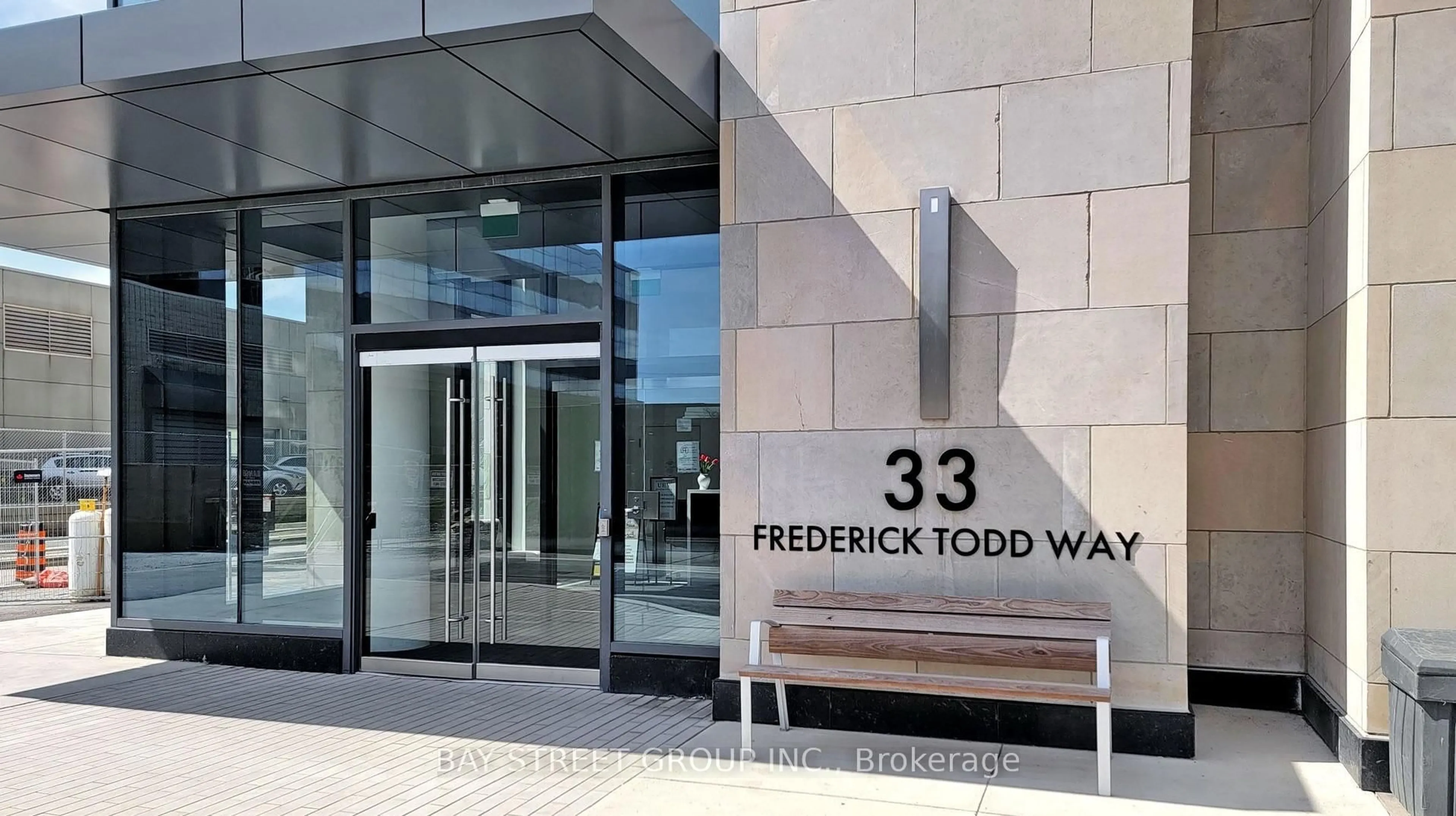 Unknown for 33 Frederick Todd Way #512, Toronto Ontario M4G 0C9
