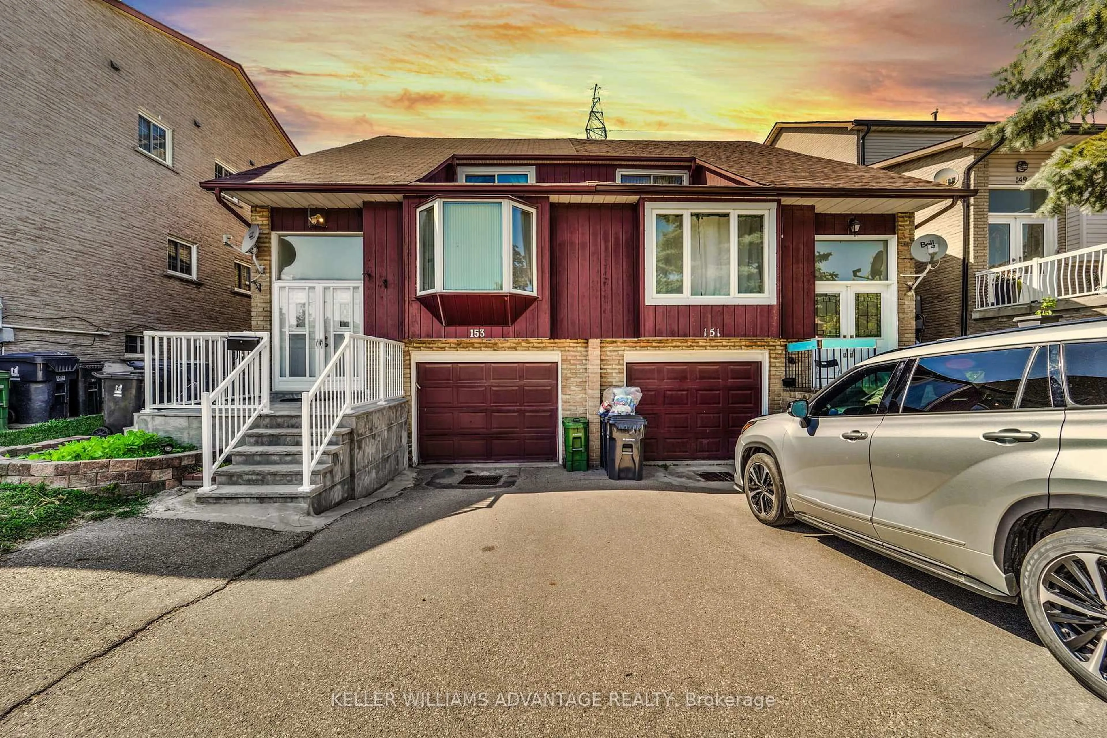 Unknown for 153 Dollery Crt, Toronto Ontario M2R 3N9