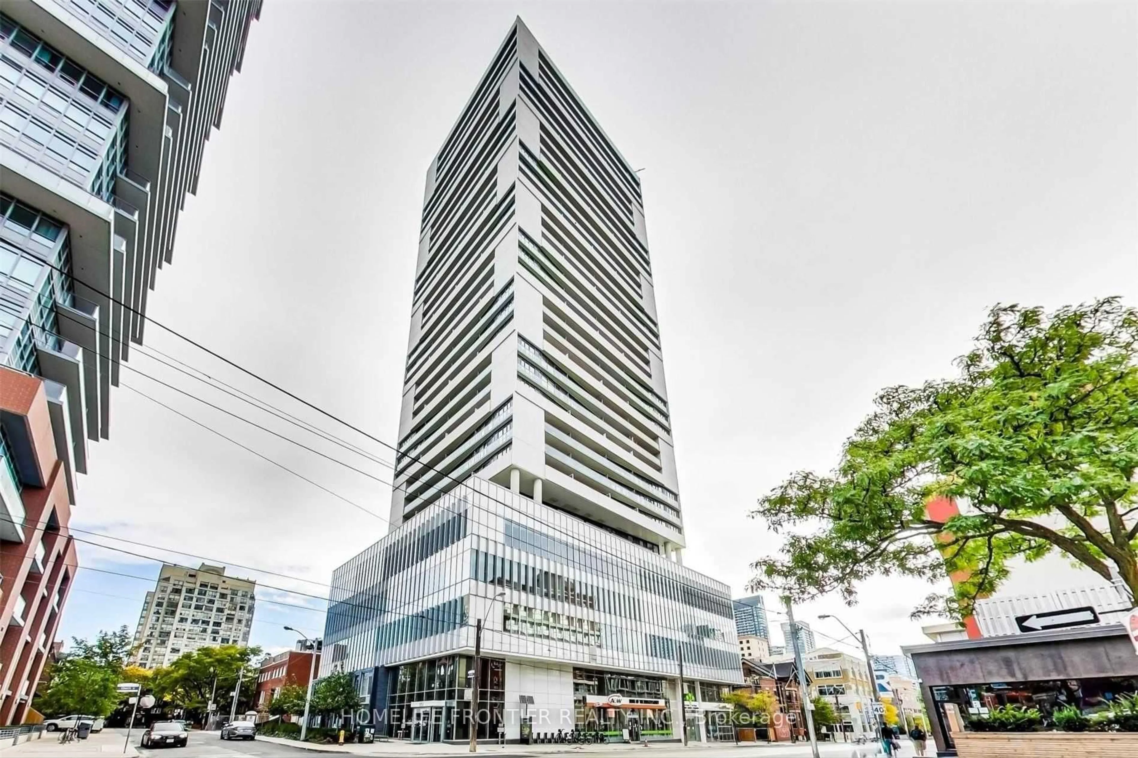 Indoor foyer for 89 Mcgill St #1507, Toronto Ontario M5B 0B1