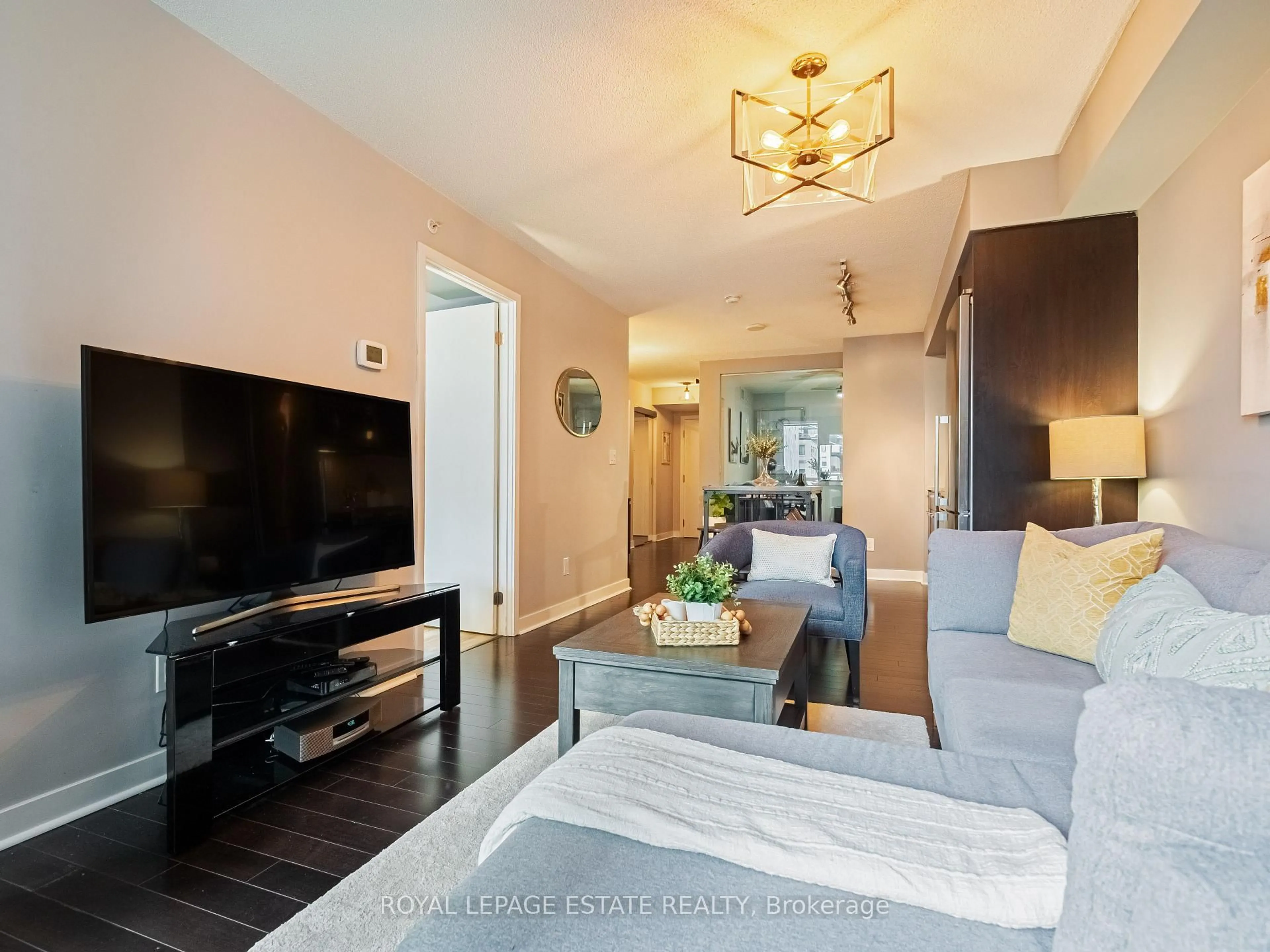 Living room with furniture, unknown for 295 Adelaide St #313, Toronto Ontario M5V 0L4