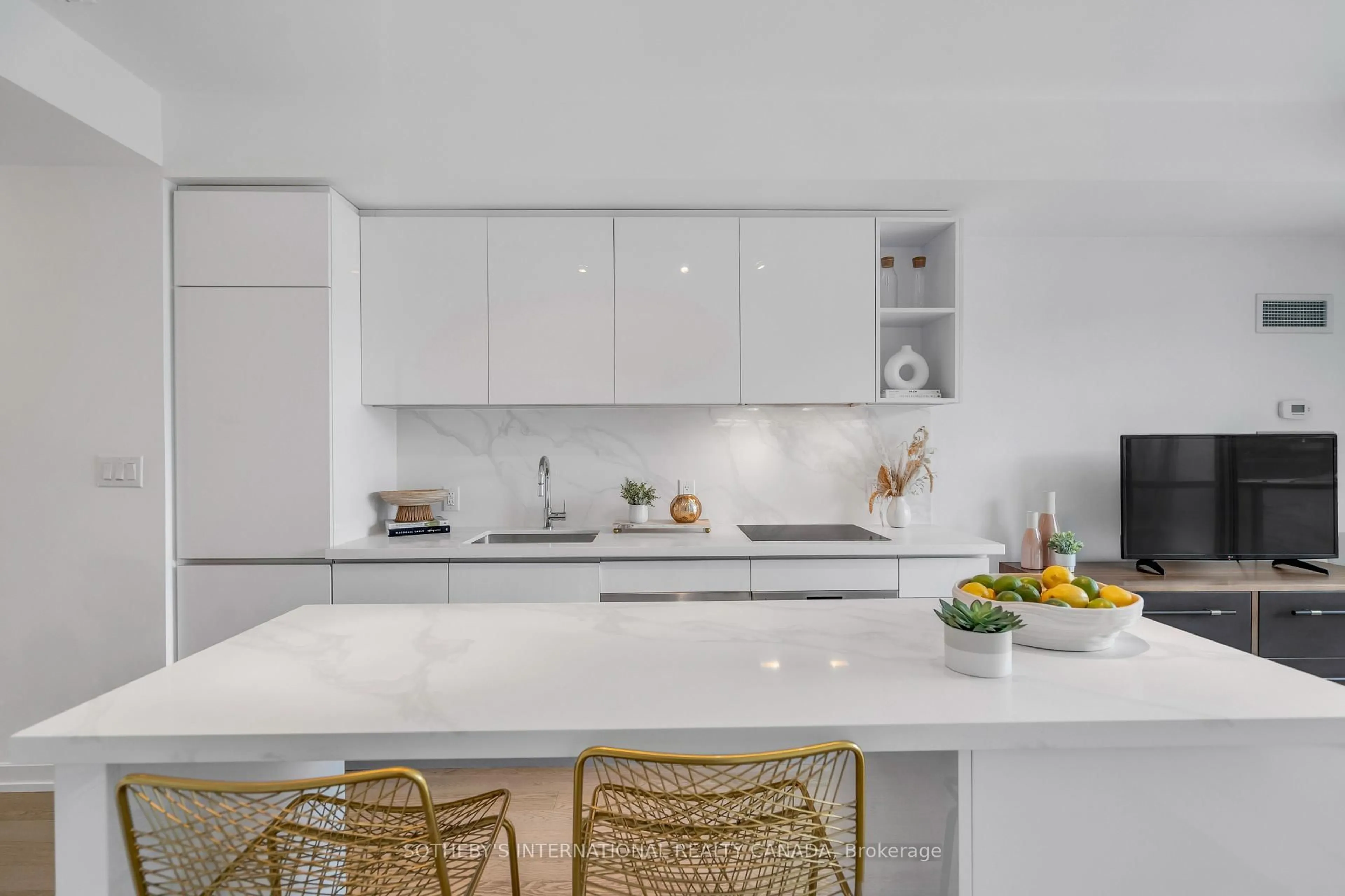Contemporary kitchen, ceramic/tile floor for 377 Madison Ave #407, Toronto Ontario M4V 3E1
