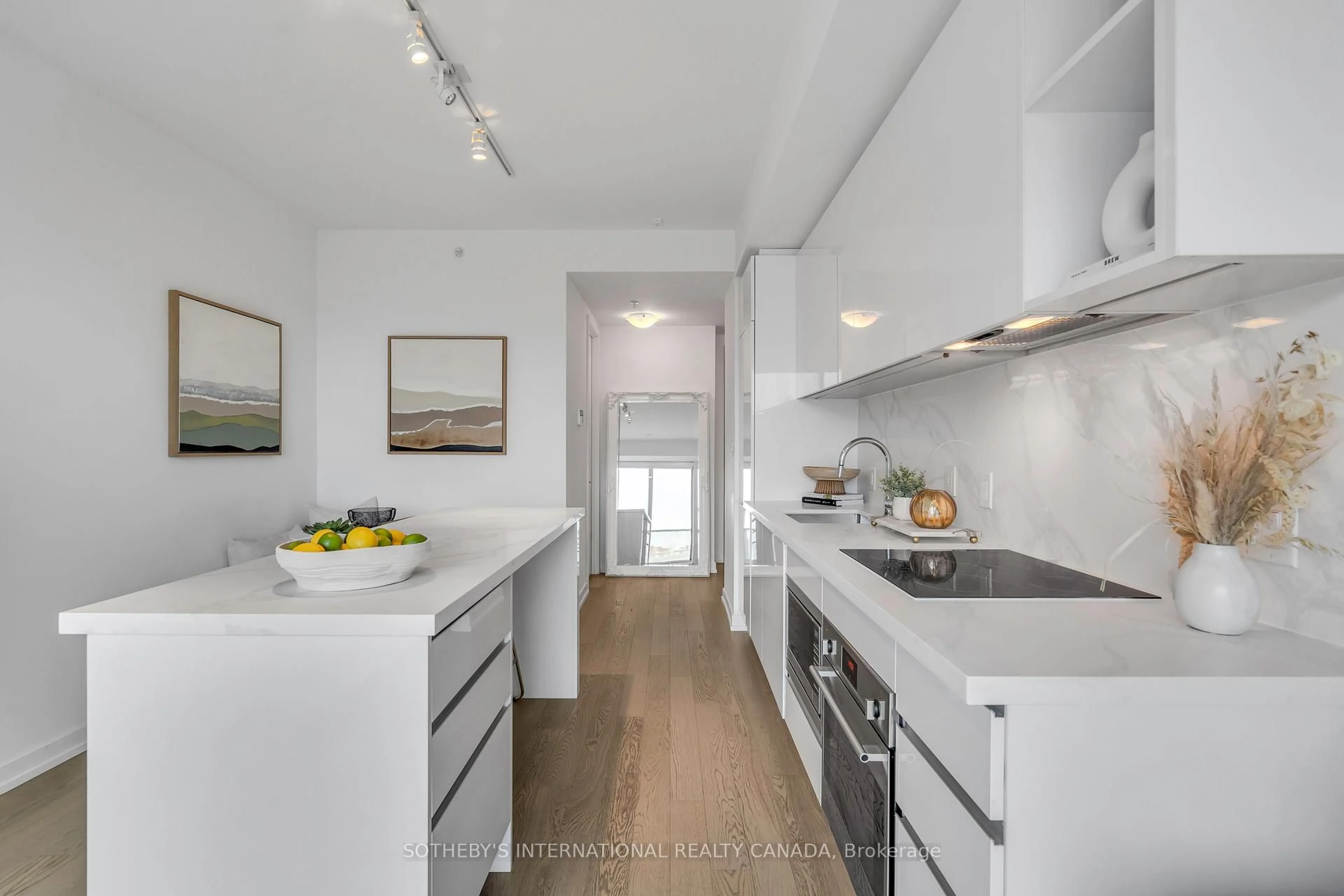 Open concept kitchen, unknown for 377 Madison Ave #407, Toronto Ontario M4V 3E1