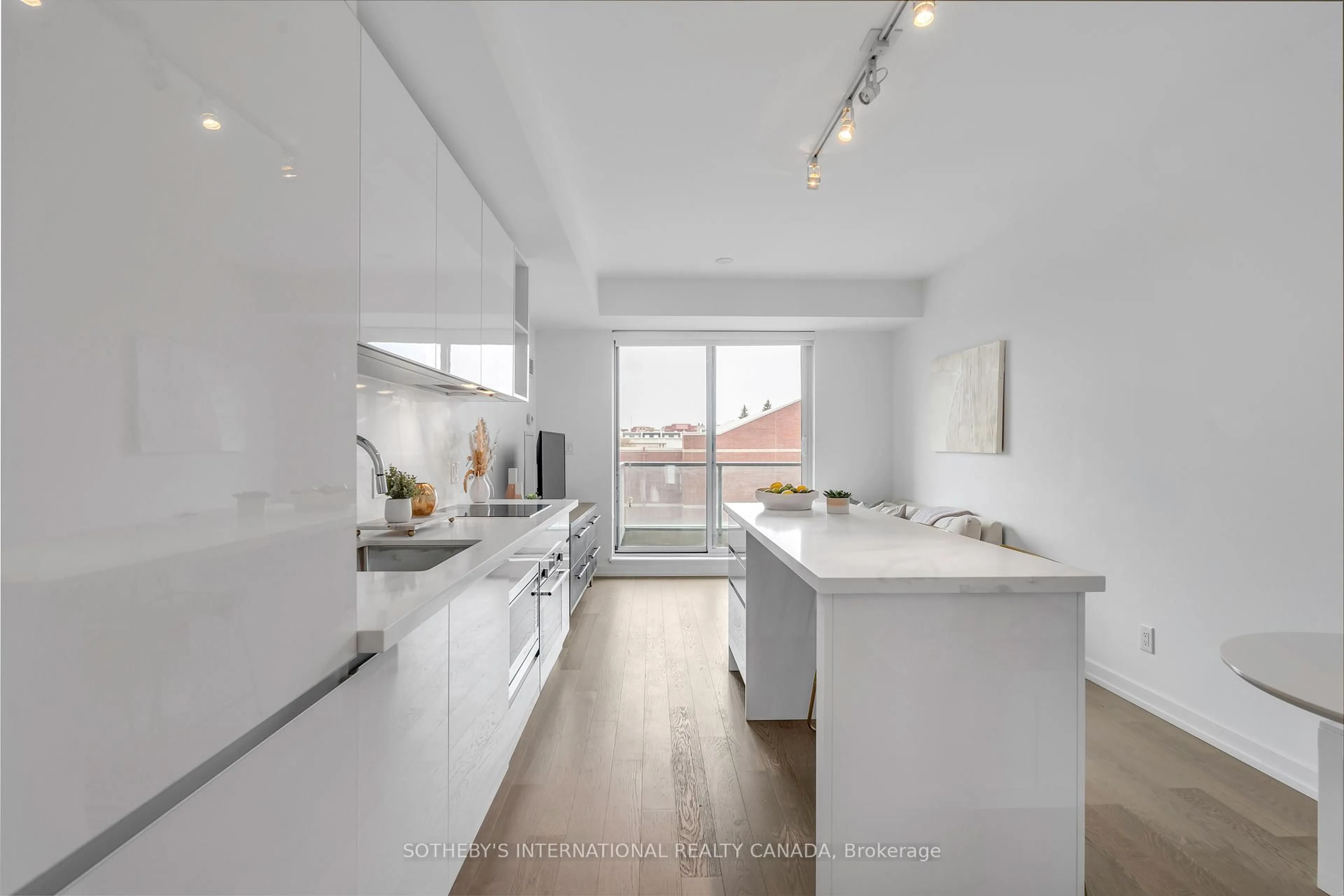 Open concept kitchen, unknown for 377 Madison Ave #407, Toronto Ontario M4V 3E1