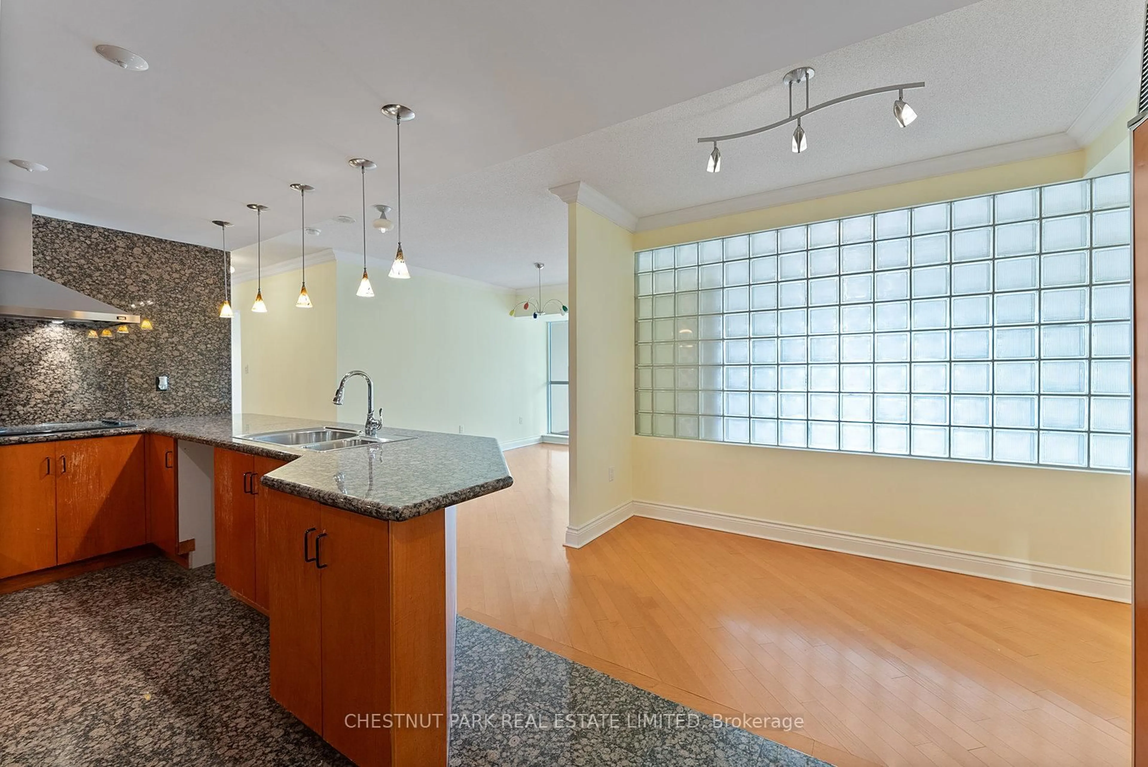Open concept kitchen, unknown for 889 Bay St #1610, Toronto Ontario M5S 3K5