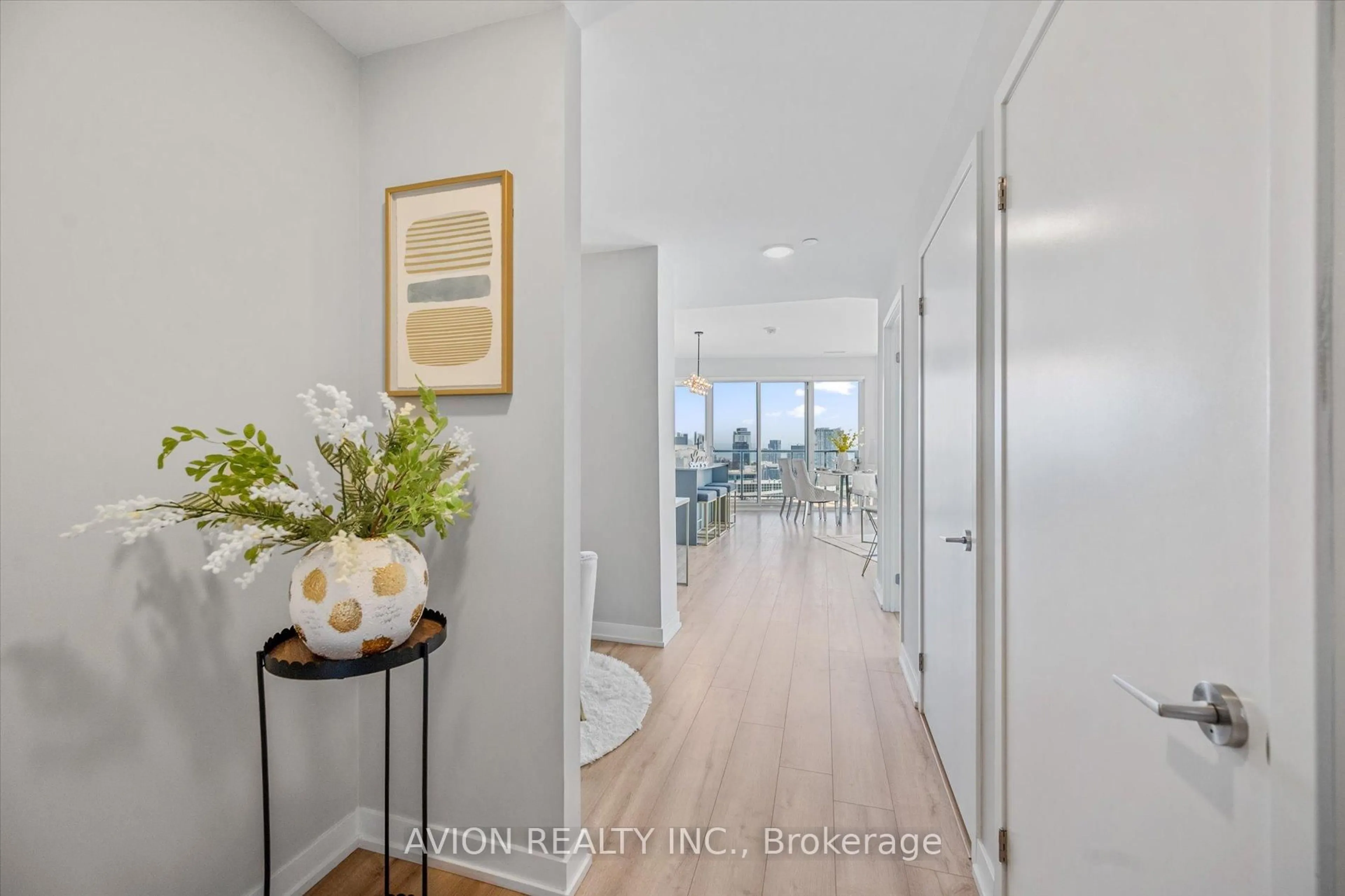 Indoor entryway for 135 East Liberty St #2609, Toronto Ontario M6K 0G7