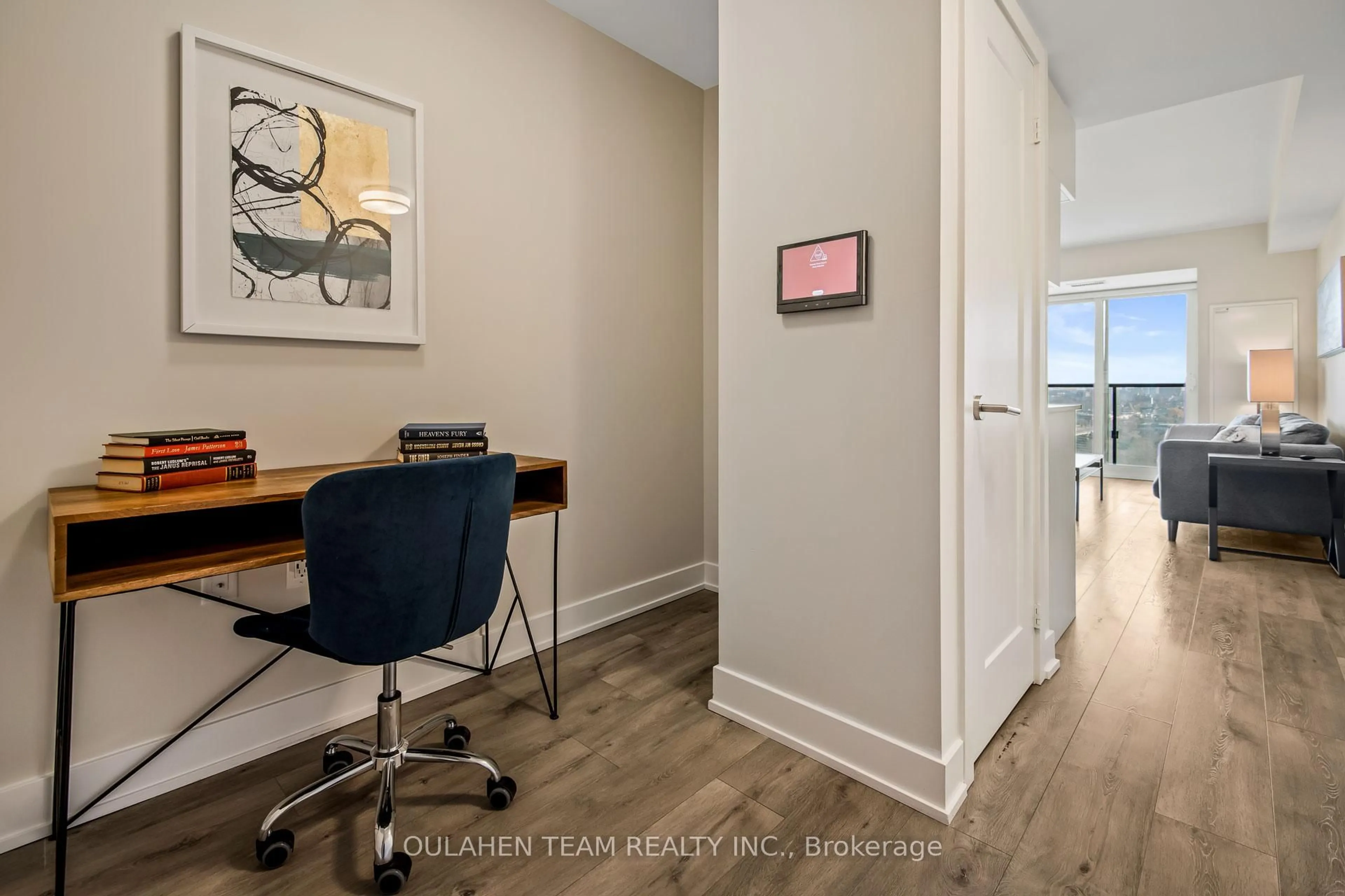 Unknown for 575 Bloor St #1704, Toronto Ontario M4W 0B2