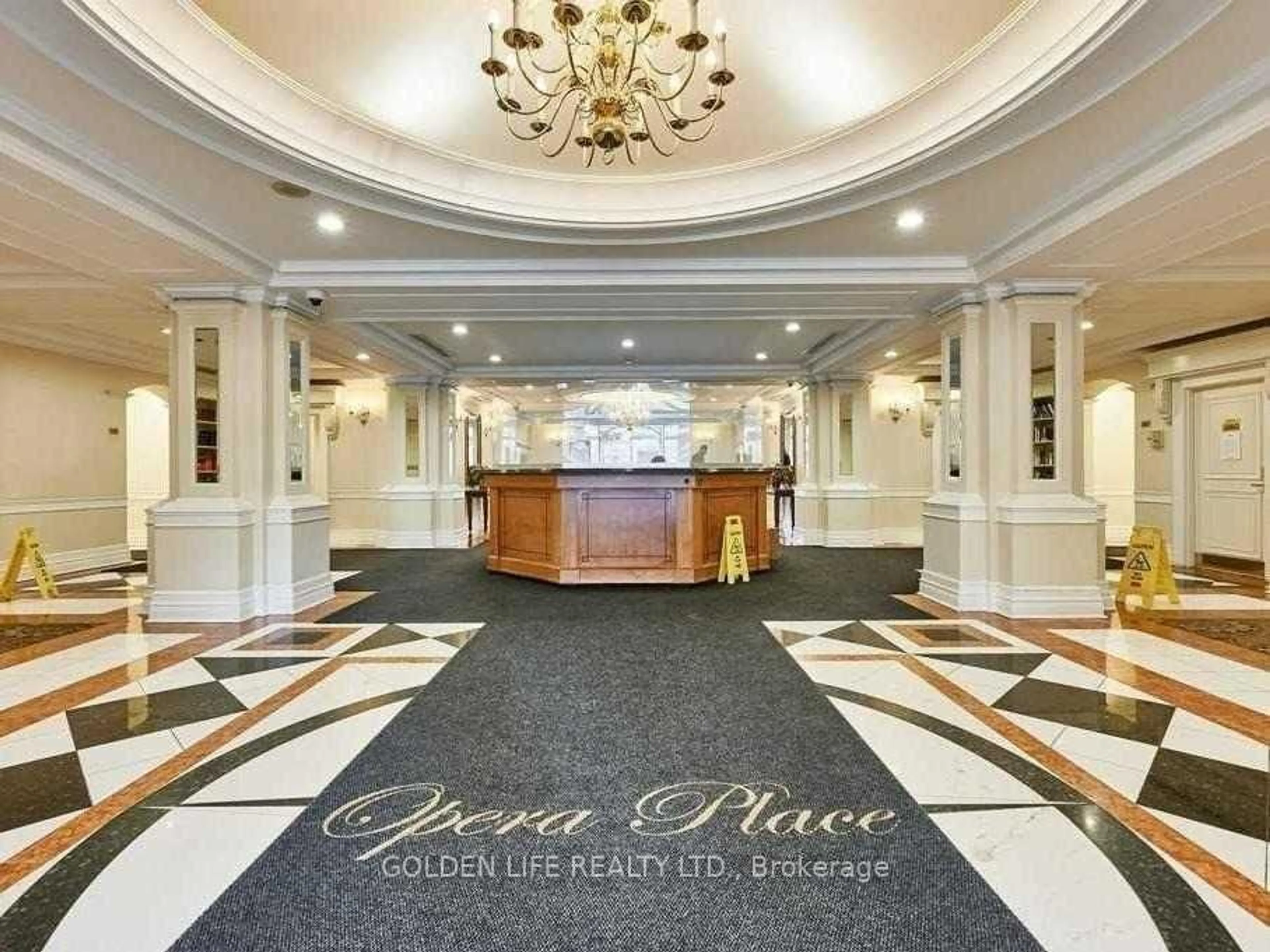 Lobby for 889 Bay St #205, Toronto Ontario M5S 3K5