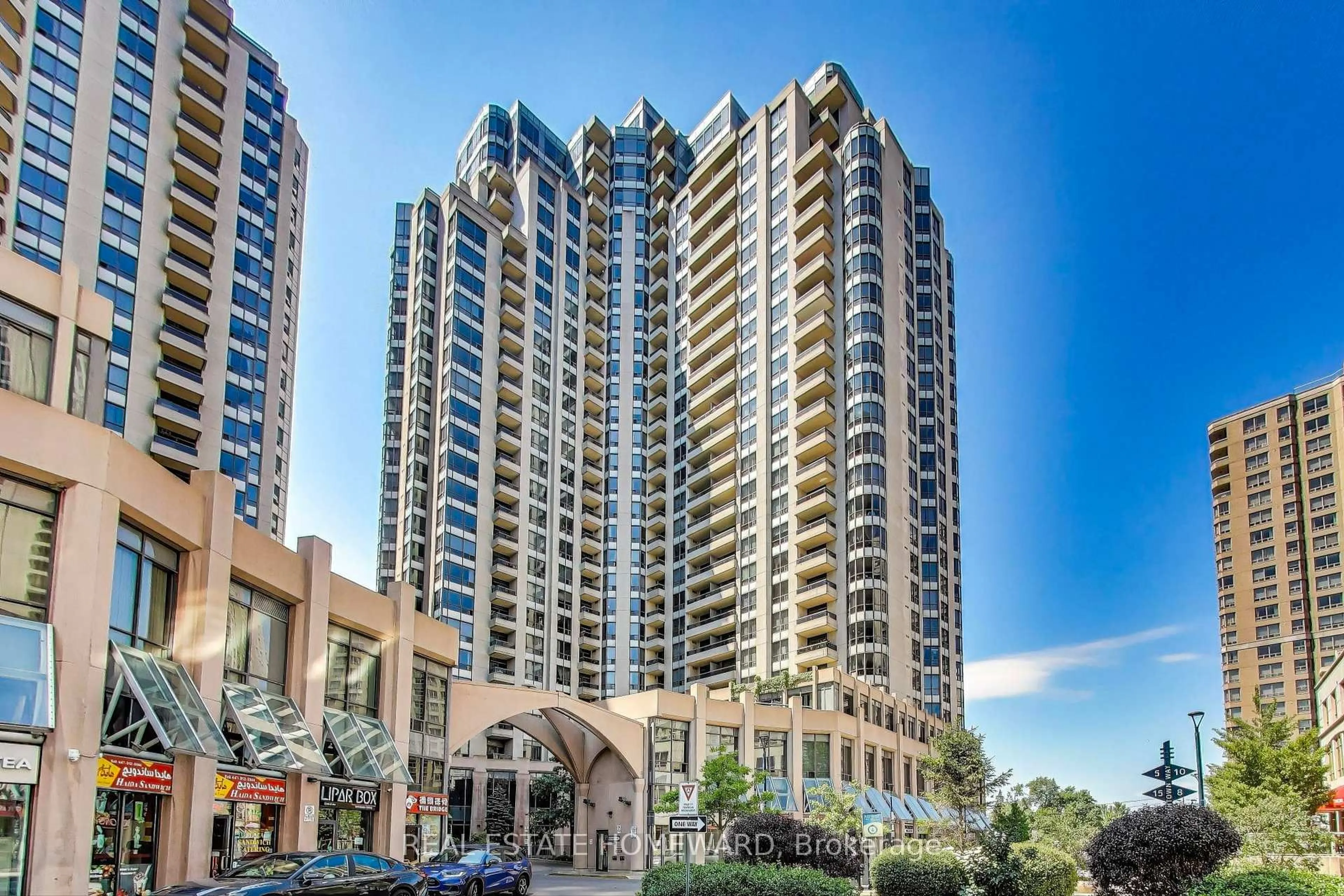 Indoor foyer for 5 Northtown Way #411, Toronto Ontario M2N 7A1
