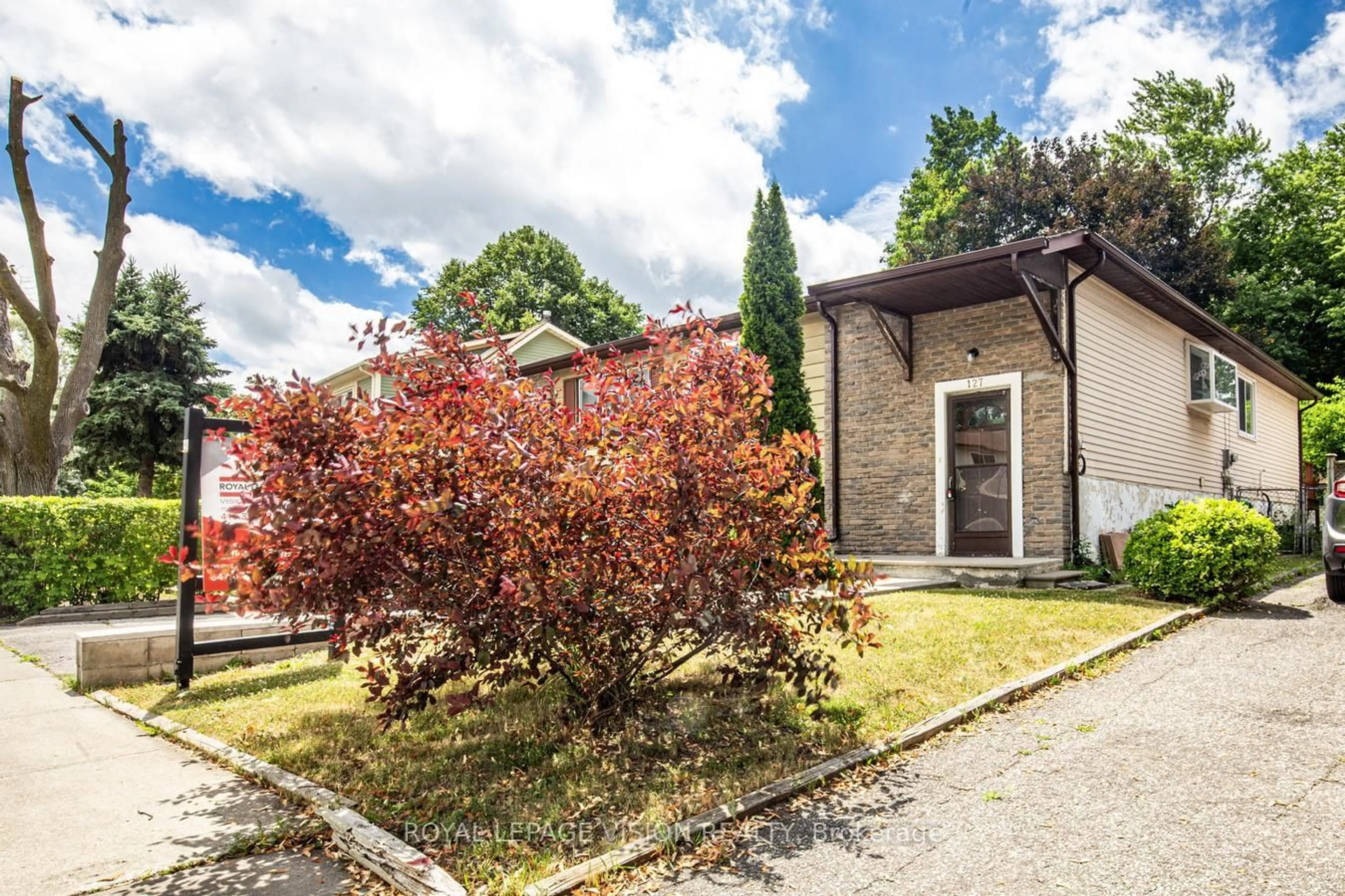 Unknown for 127 Freshmeadow Dr, Toronto Ontario M2H 2P9