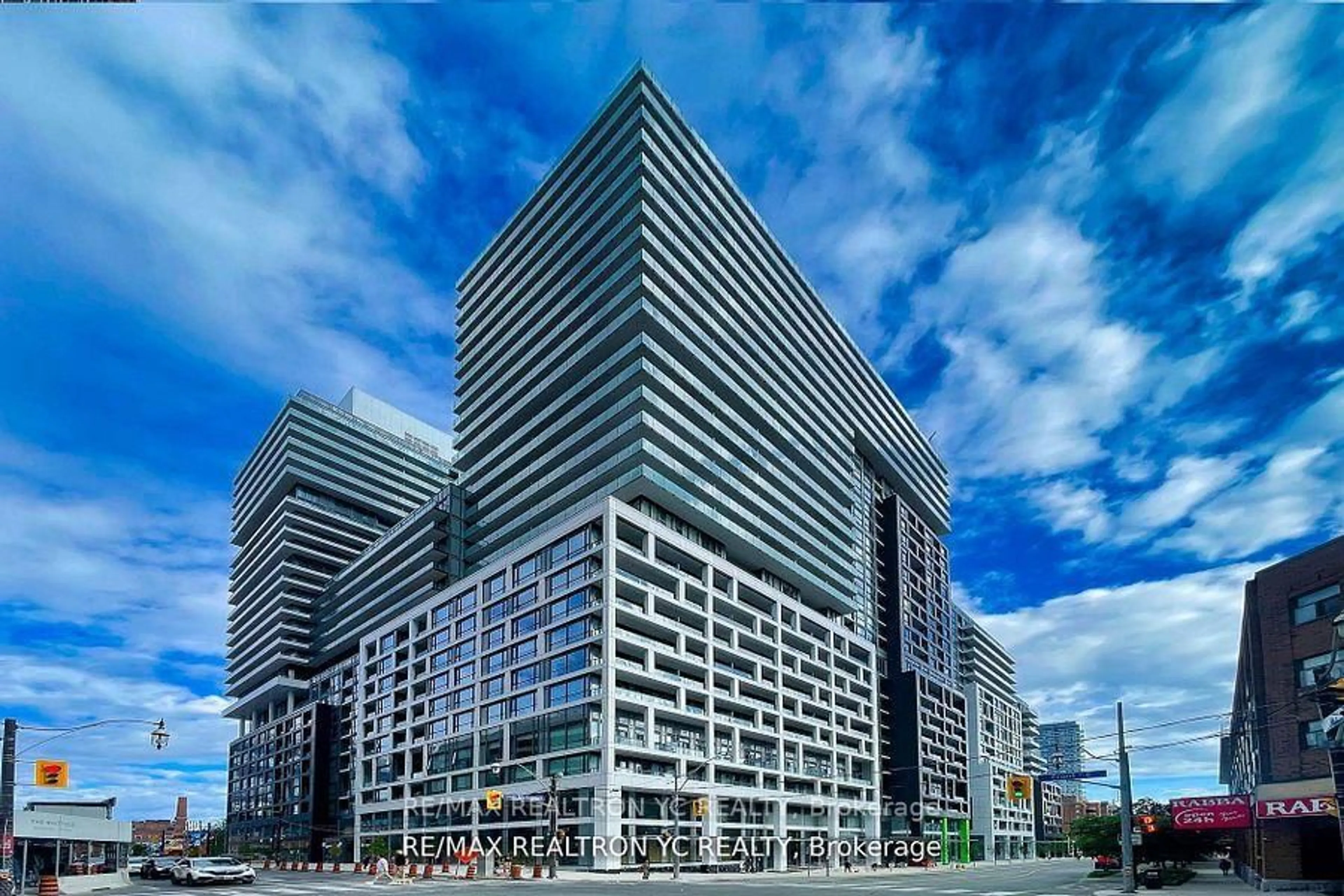 Indoor foyer for 135 Lower Sherbourne St #1838, Toronto Ontario M5A 1Y4