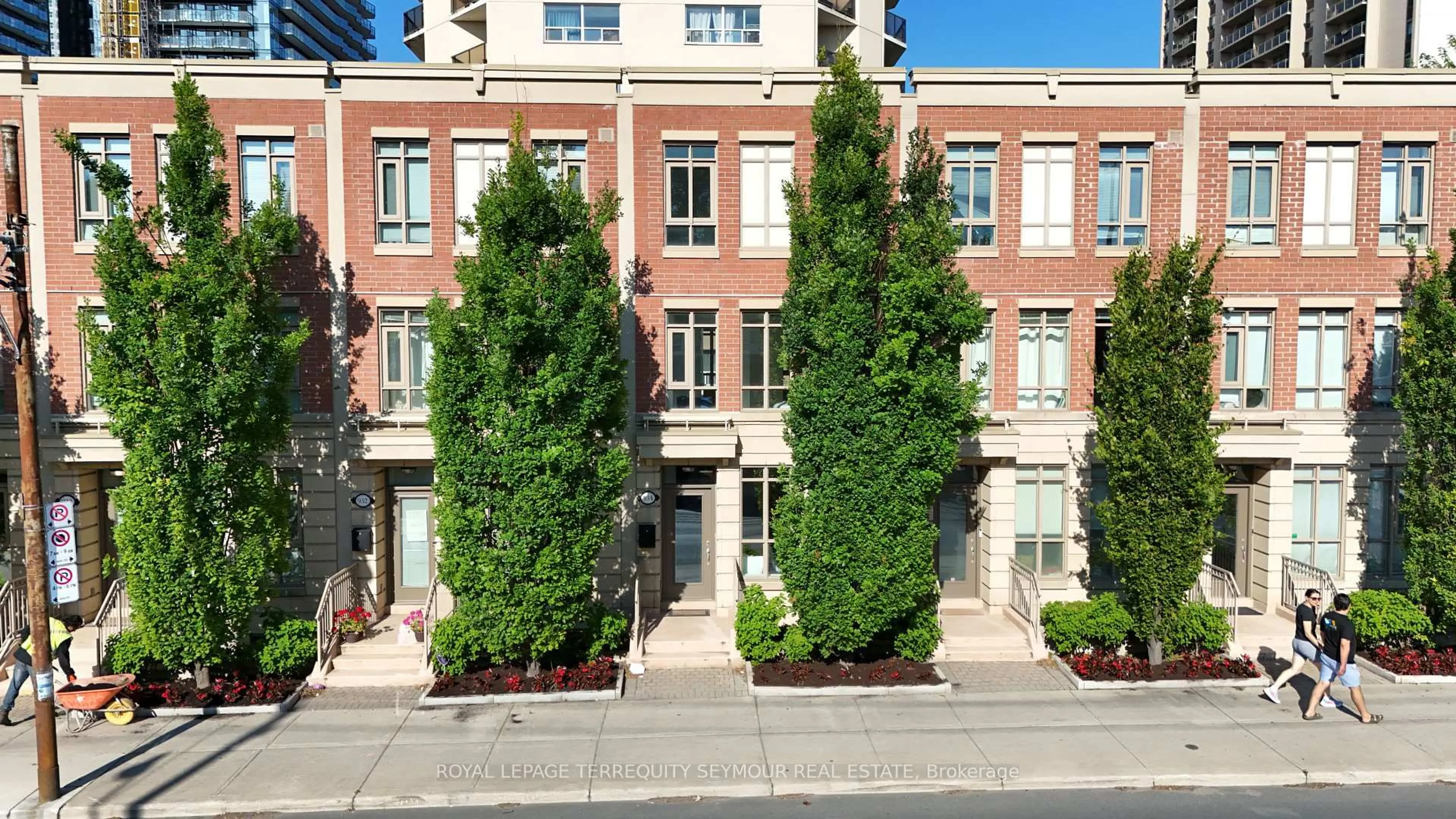 Unknown for 934 Mount Pleasant Rd, Toronto Ontario M4P 2L6