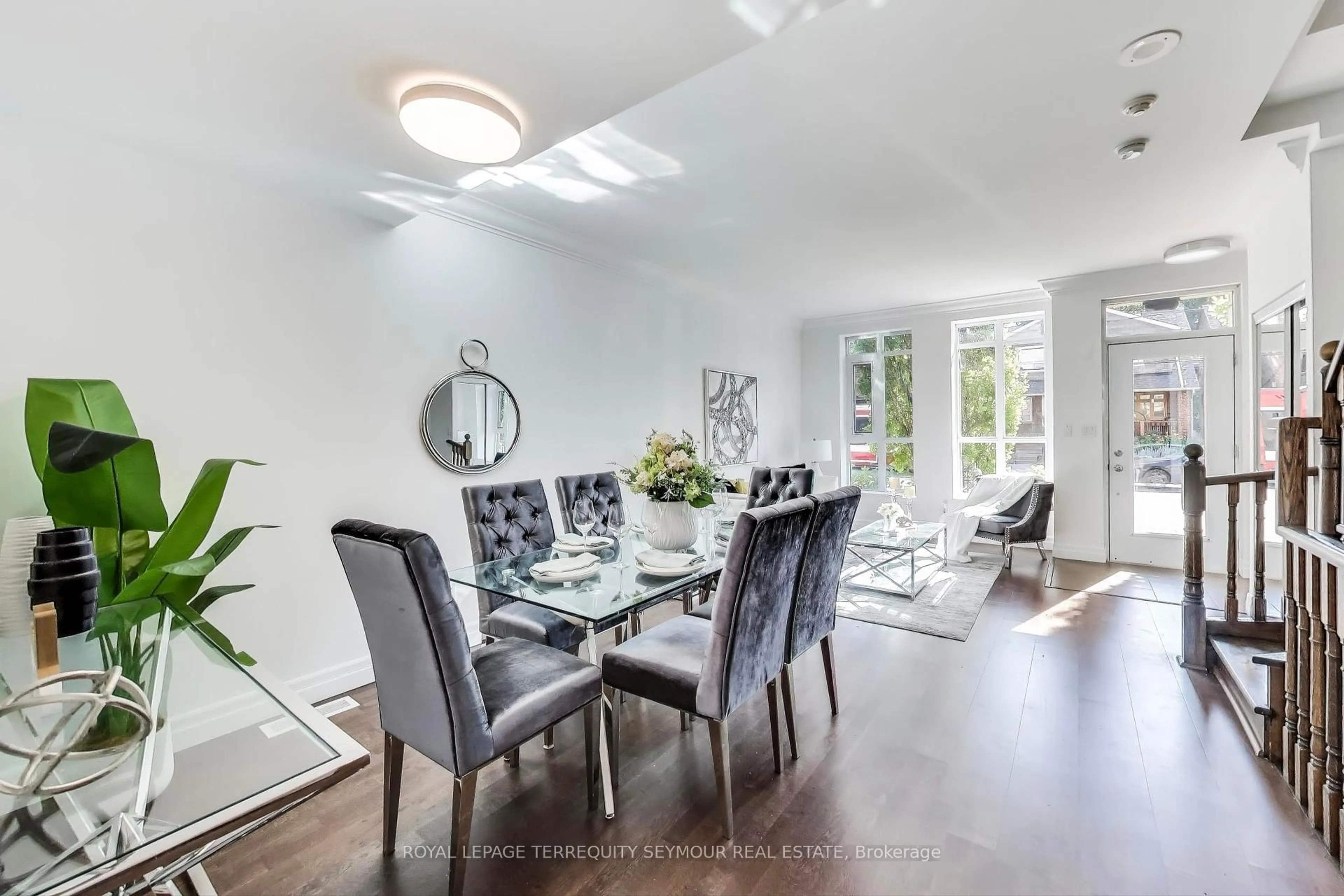 Dining room, unknown for 934 Mount Pleasant Rd, Toronto Ontario M4P 2L6