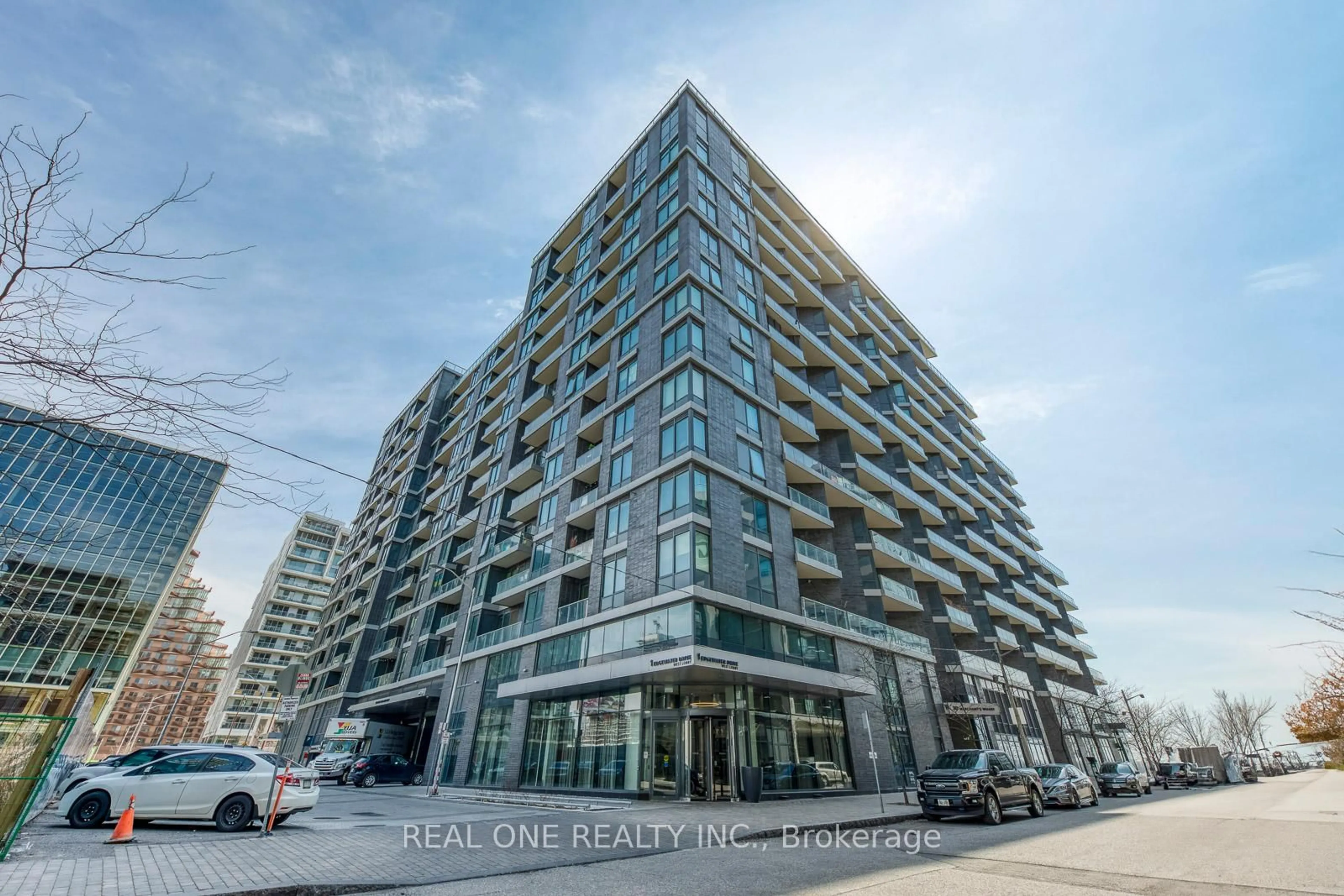 Unknown for 1 Edgewater Dr #612, Toronto Ontario M5A 0L1