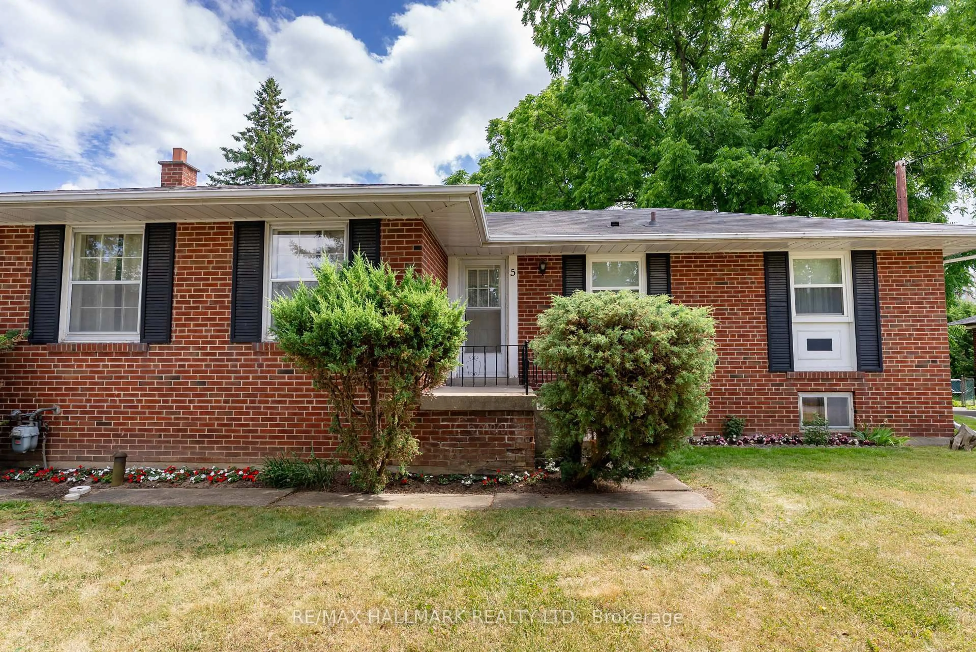 Home with brick exterior material, street for 5 Tinder Cres, Toronto Ontario M4A 1L2