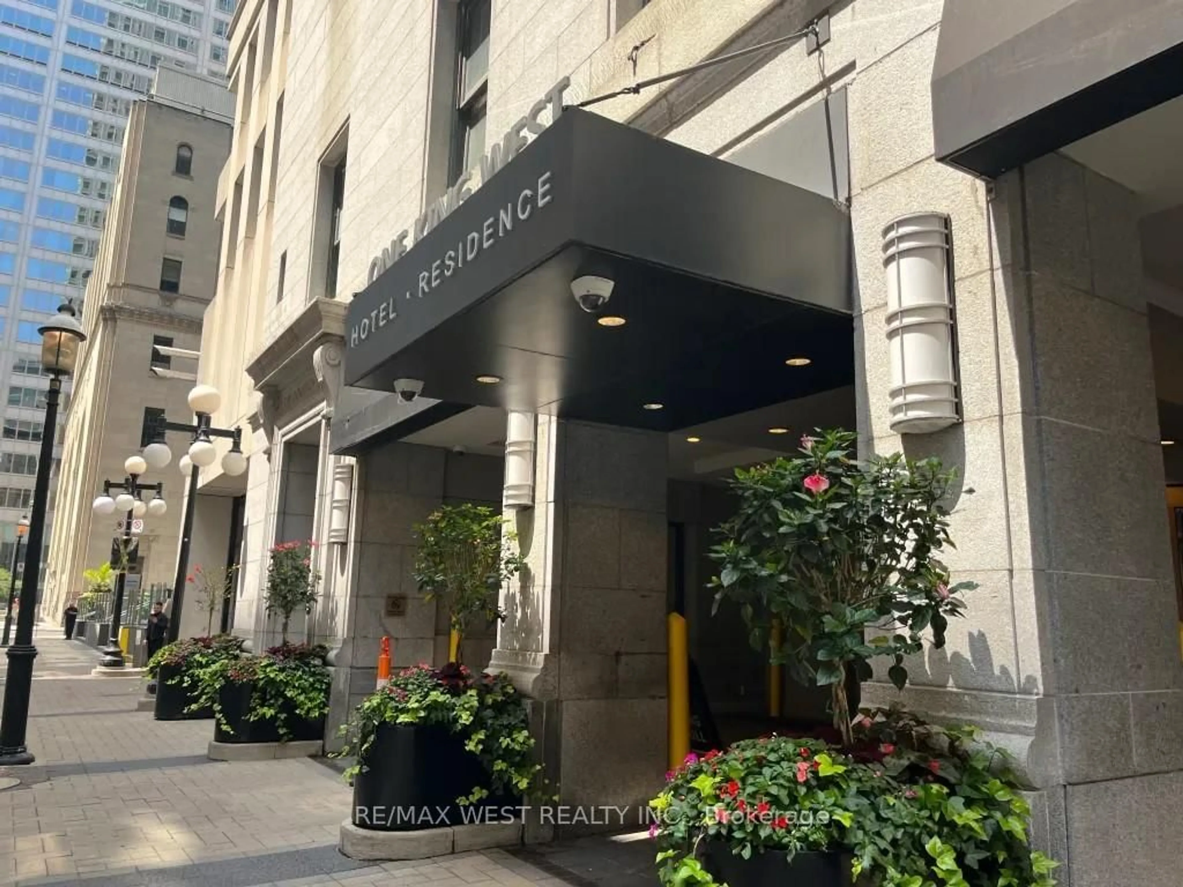 Lobby for 1 King St #1601, Toronto Ontario M5H 1A1