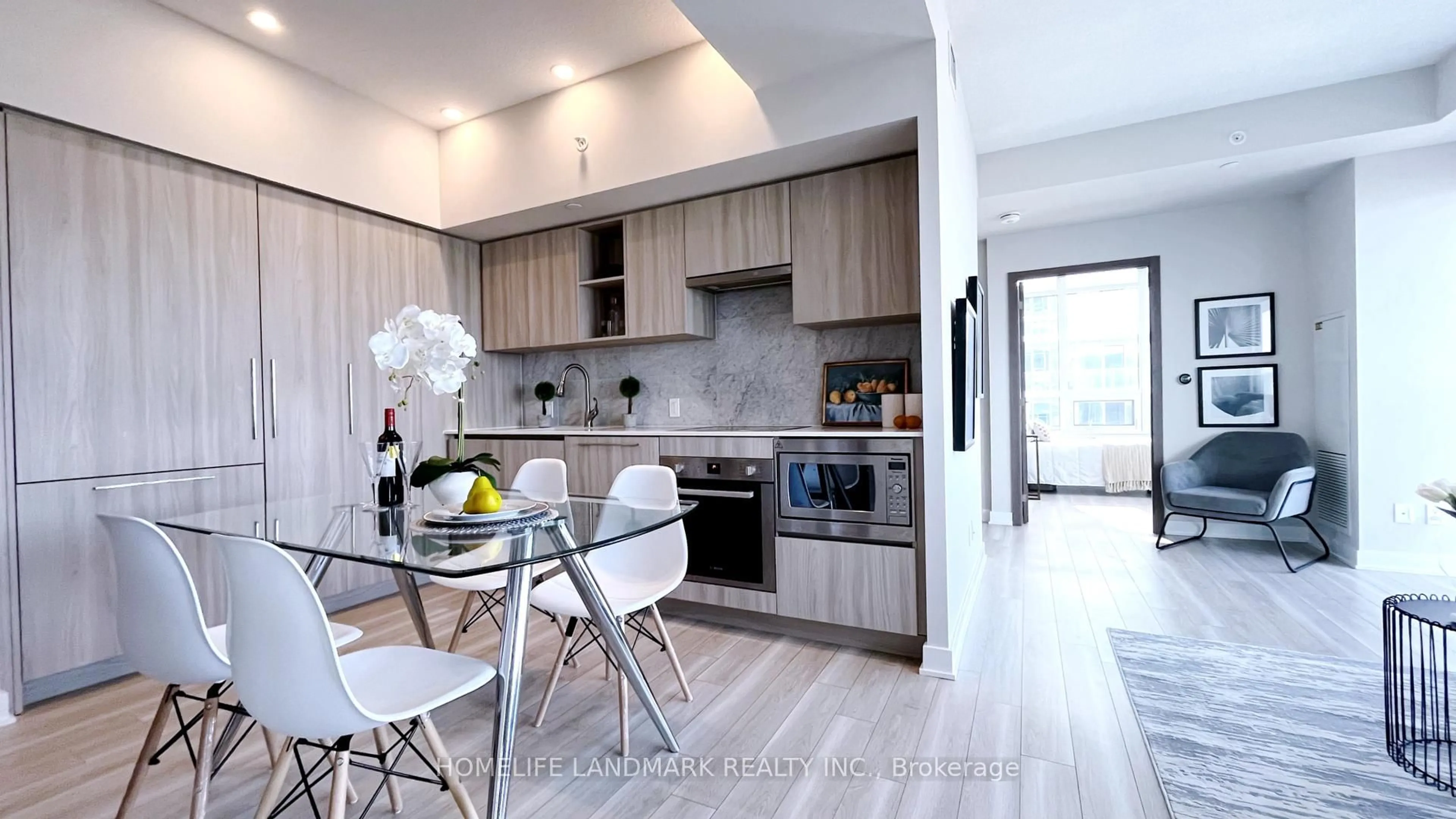 Contemporary kitchen, unknown for 19 Bathurst St #3611, Toronto Ontario M5V 0N2
