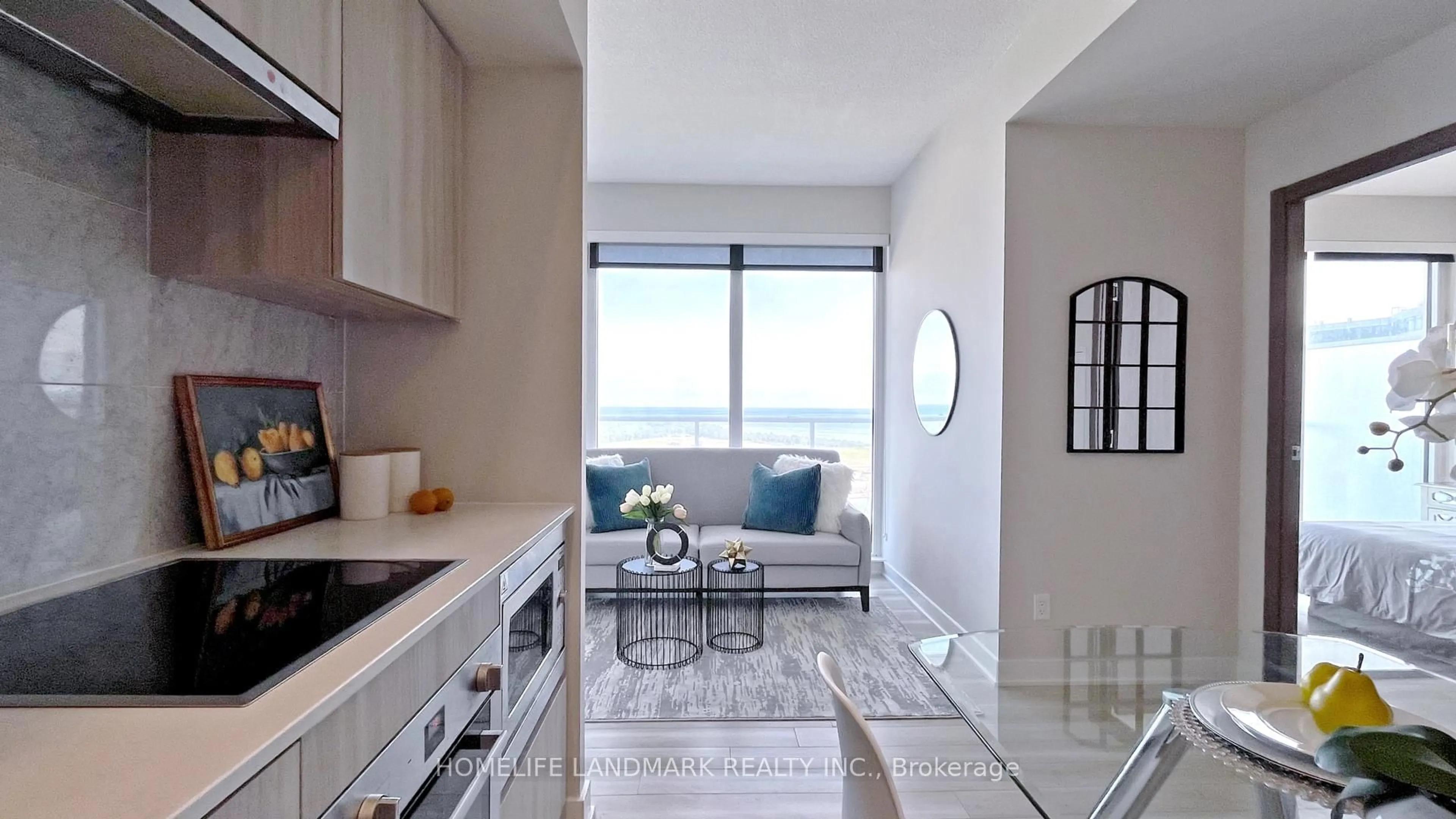 Open concept kitchen, ceramic/tile floor for 19 Bathurst St #3611, Toronto Ontario M5V 0N2