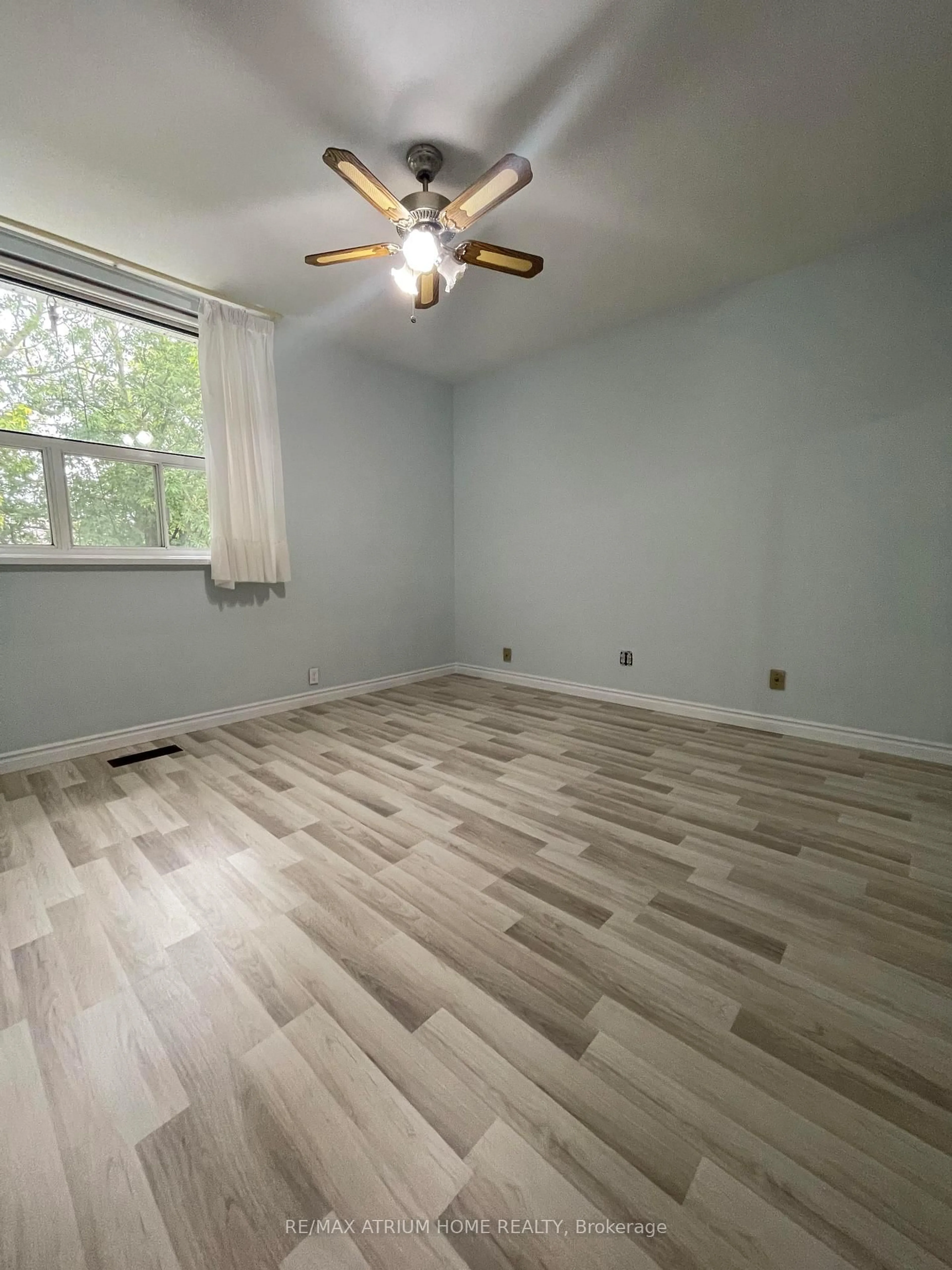A pic of a room for 75 Stormont Ave, Toronto Ontario M5N 2C3