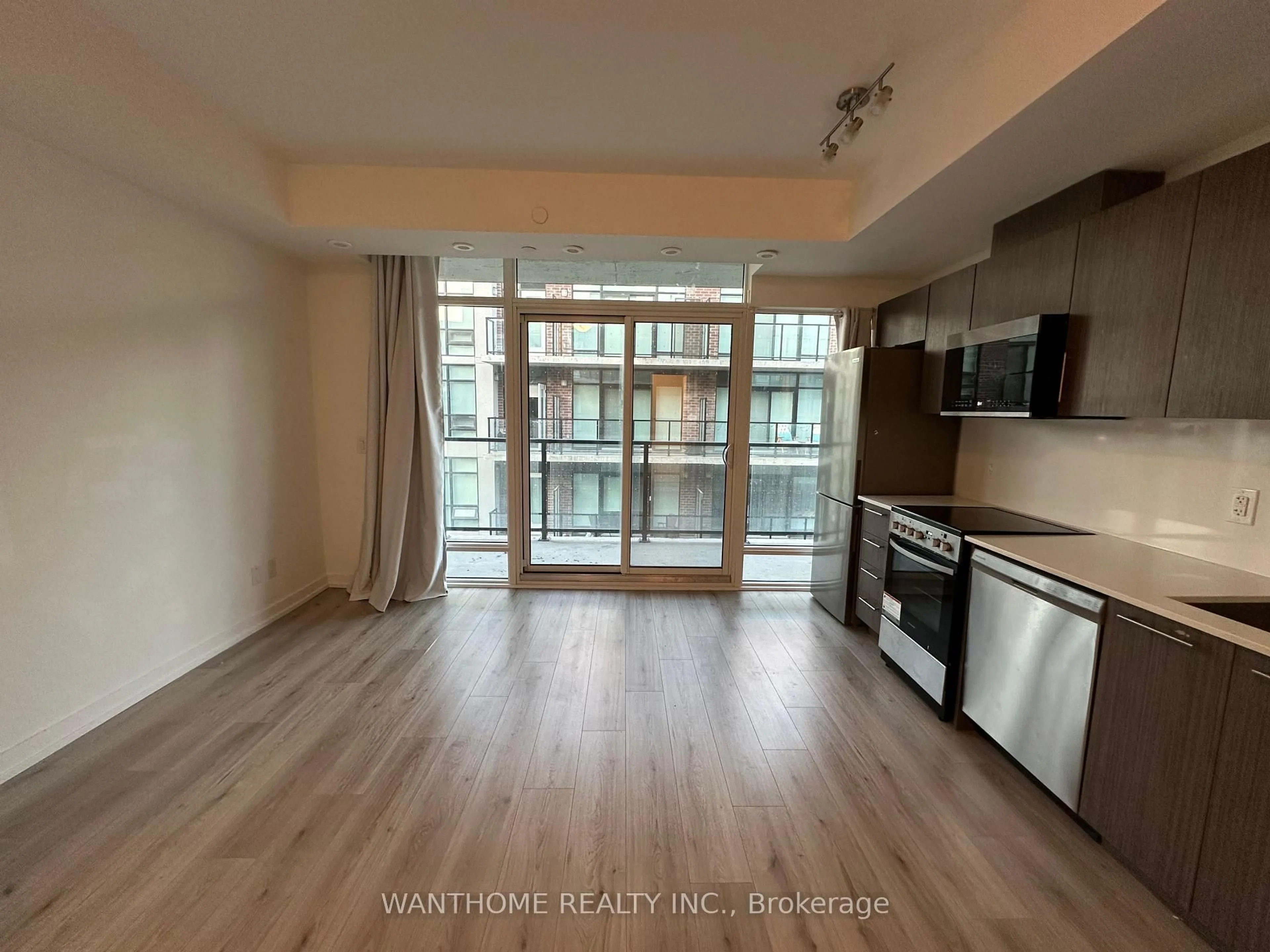 A pic of a room for 861 Sheppard Ave #15, Toronto Ontario M3H 0E9