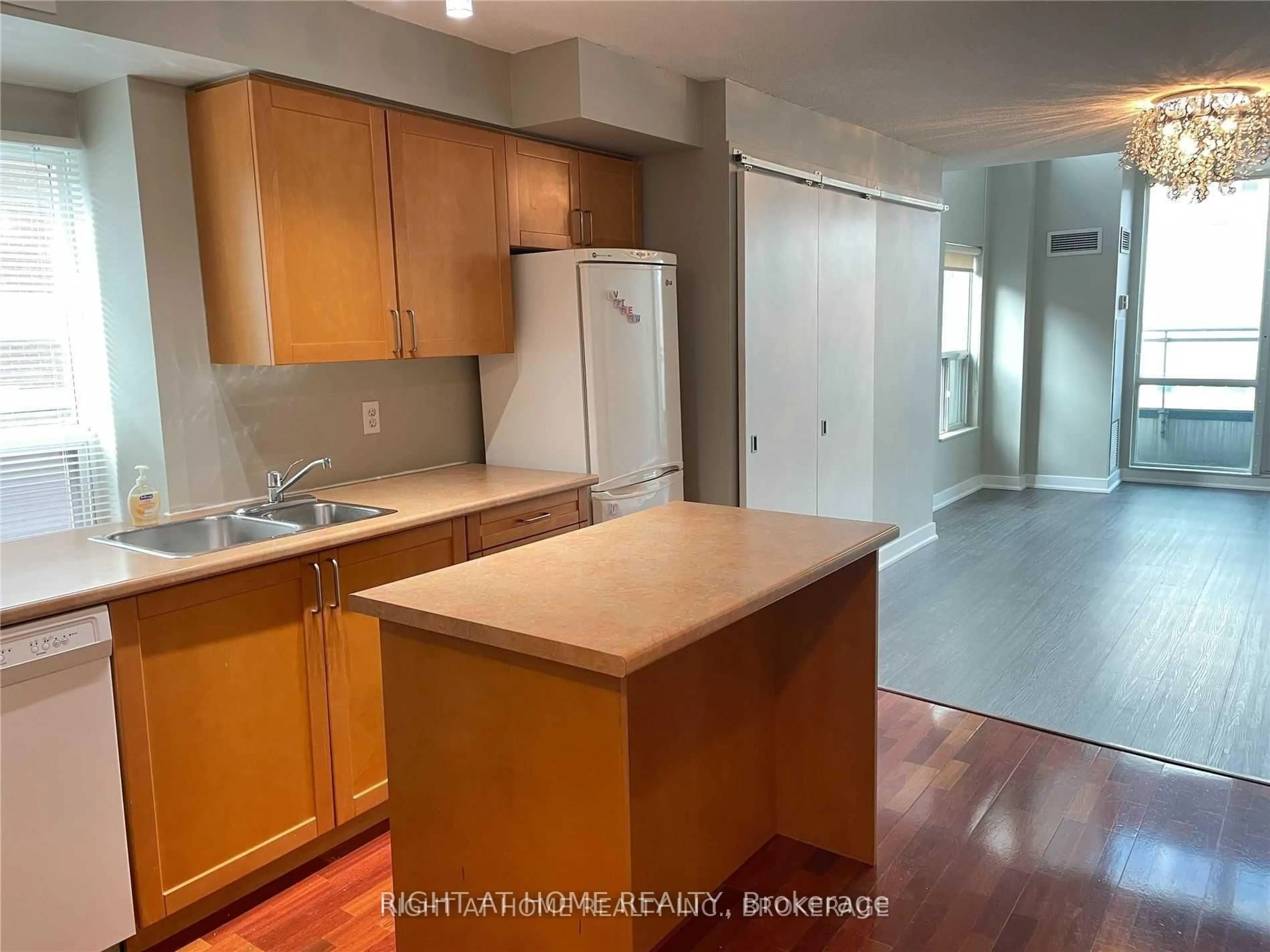 Standard kitchen, unknown for 77 Lombard St #501, Toronto Ontario M5C 3E1