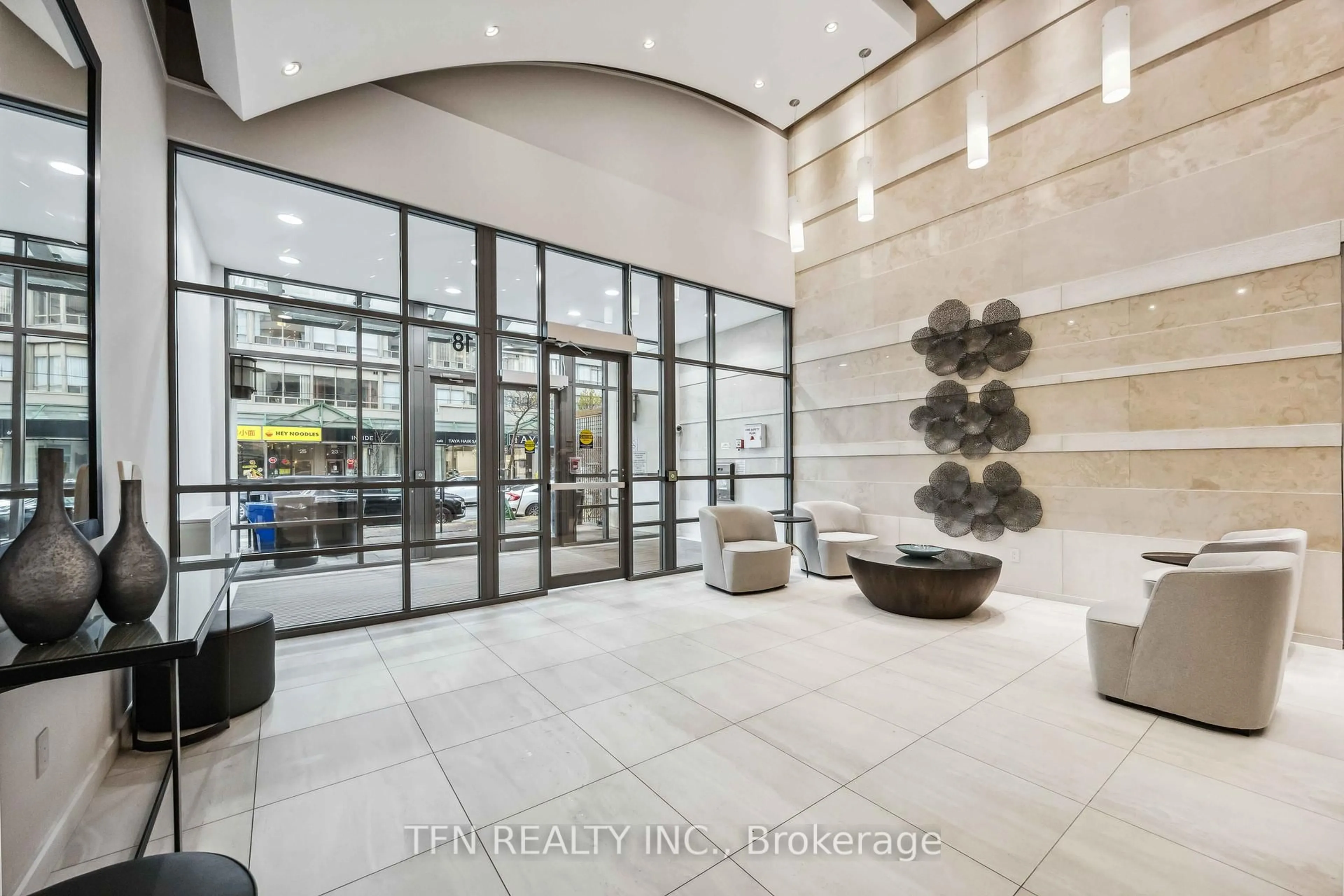 Unknown for 18 Spring Garden Ave #109, Toronto Ontario M2N 7M2