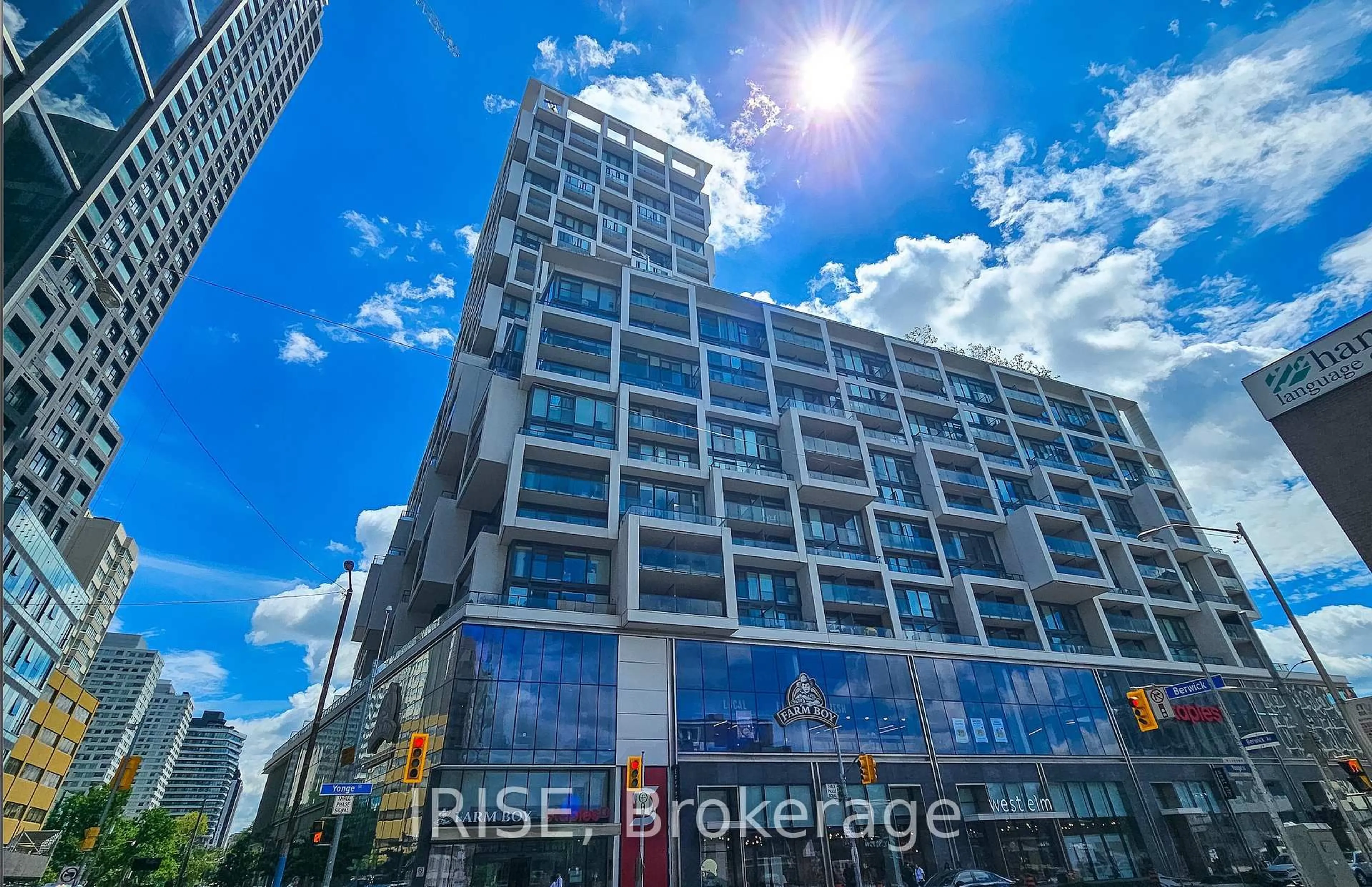 Unknown for 5 Soudan Ave #1707, Toronto Ontario M4S 0B1