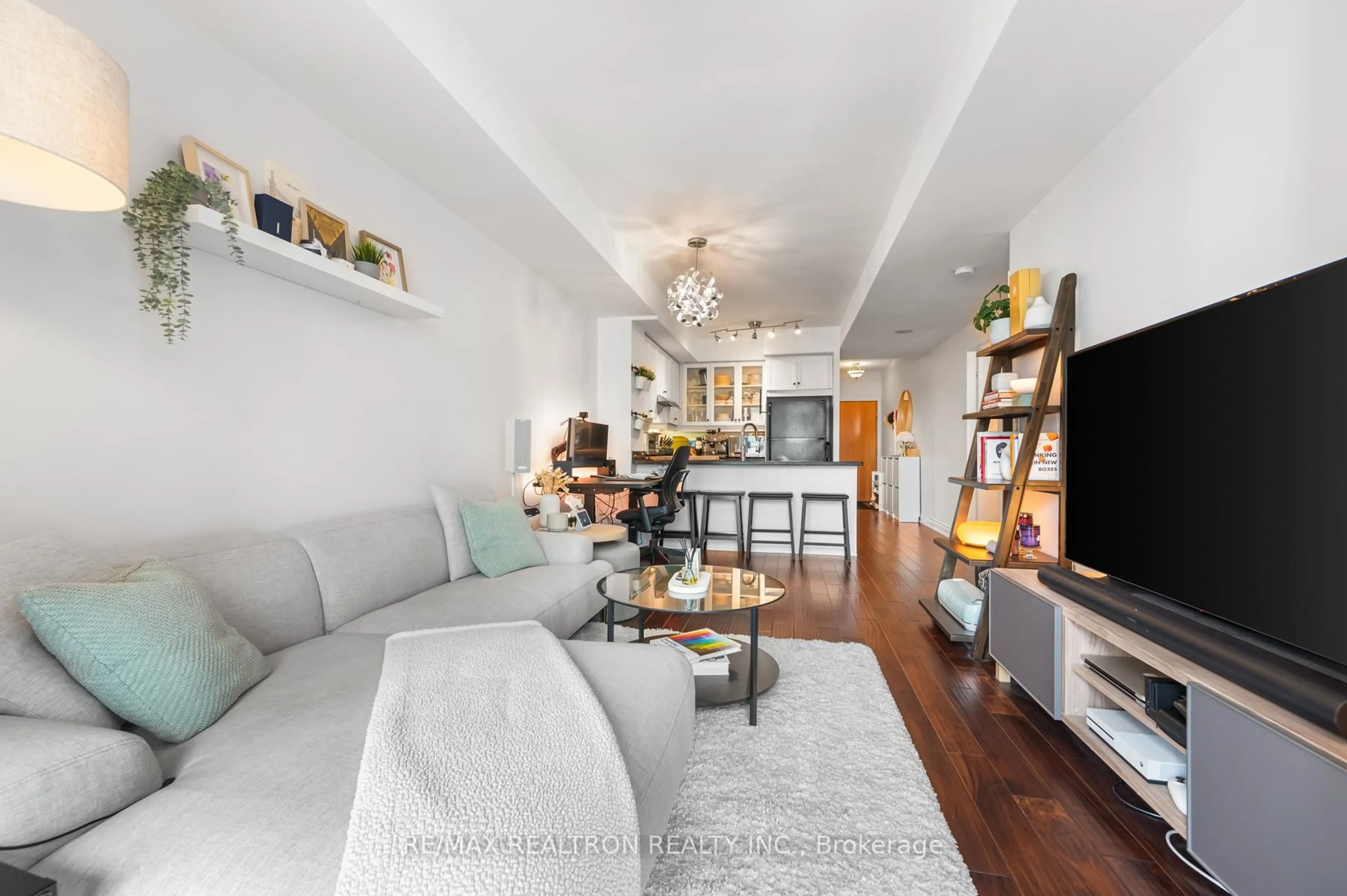 Living room with furniture, unknown for 168 King St #1111, Toronto Ontario M5A 4S4