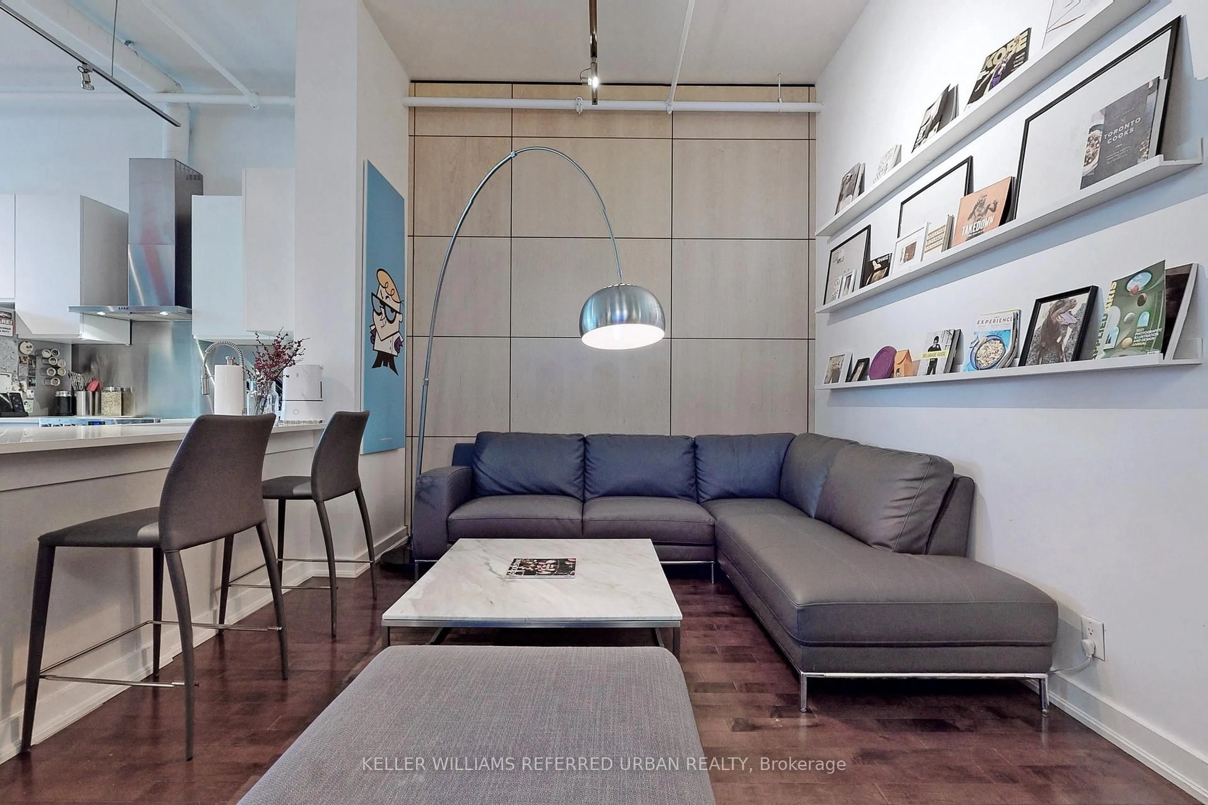 Living room with furniture, unknown for 43 Hanna Ave #605, Toronto Ontario M6K 1X1