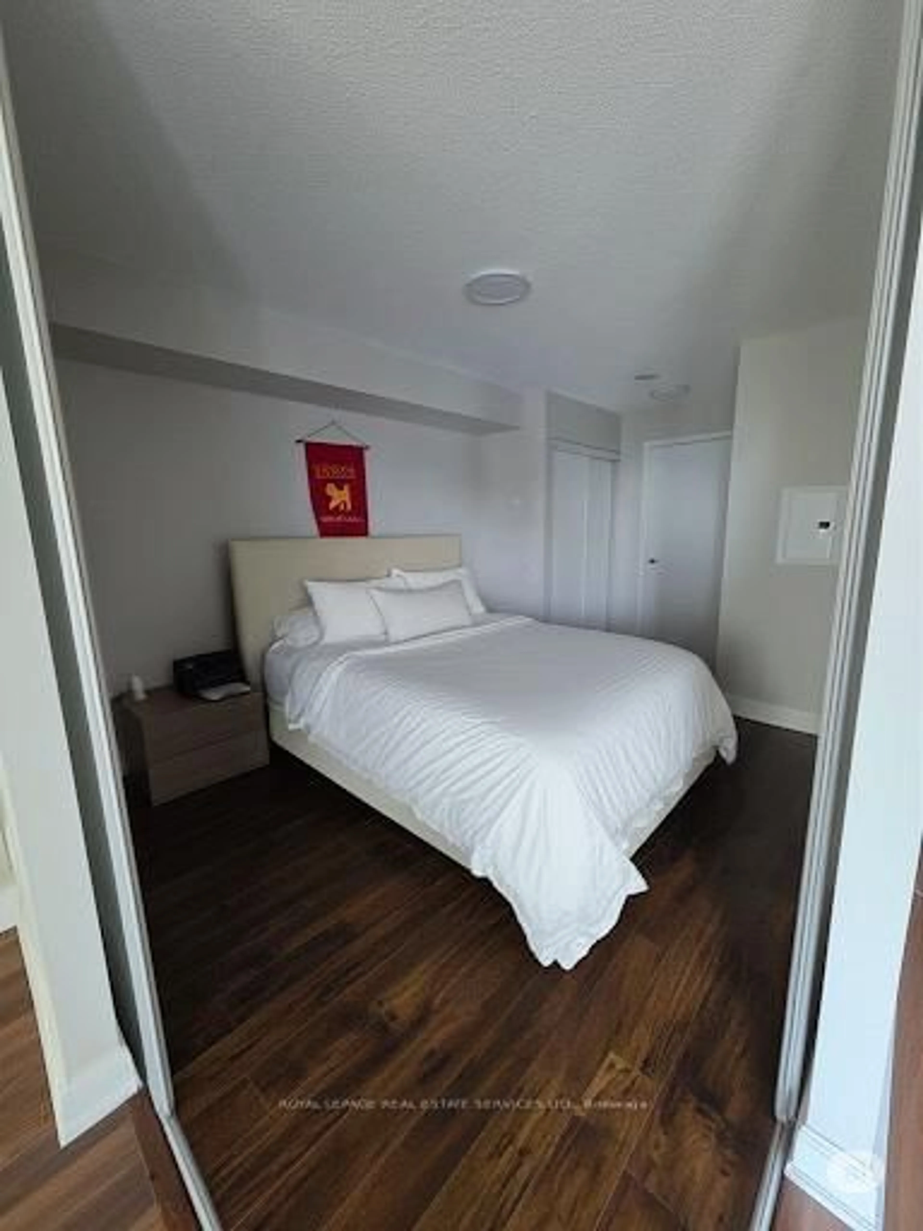 A pic of a room for 2191 Yonge St #1804, Toronto Ontario M4S 3H8