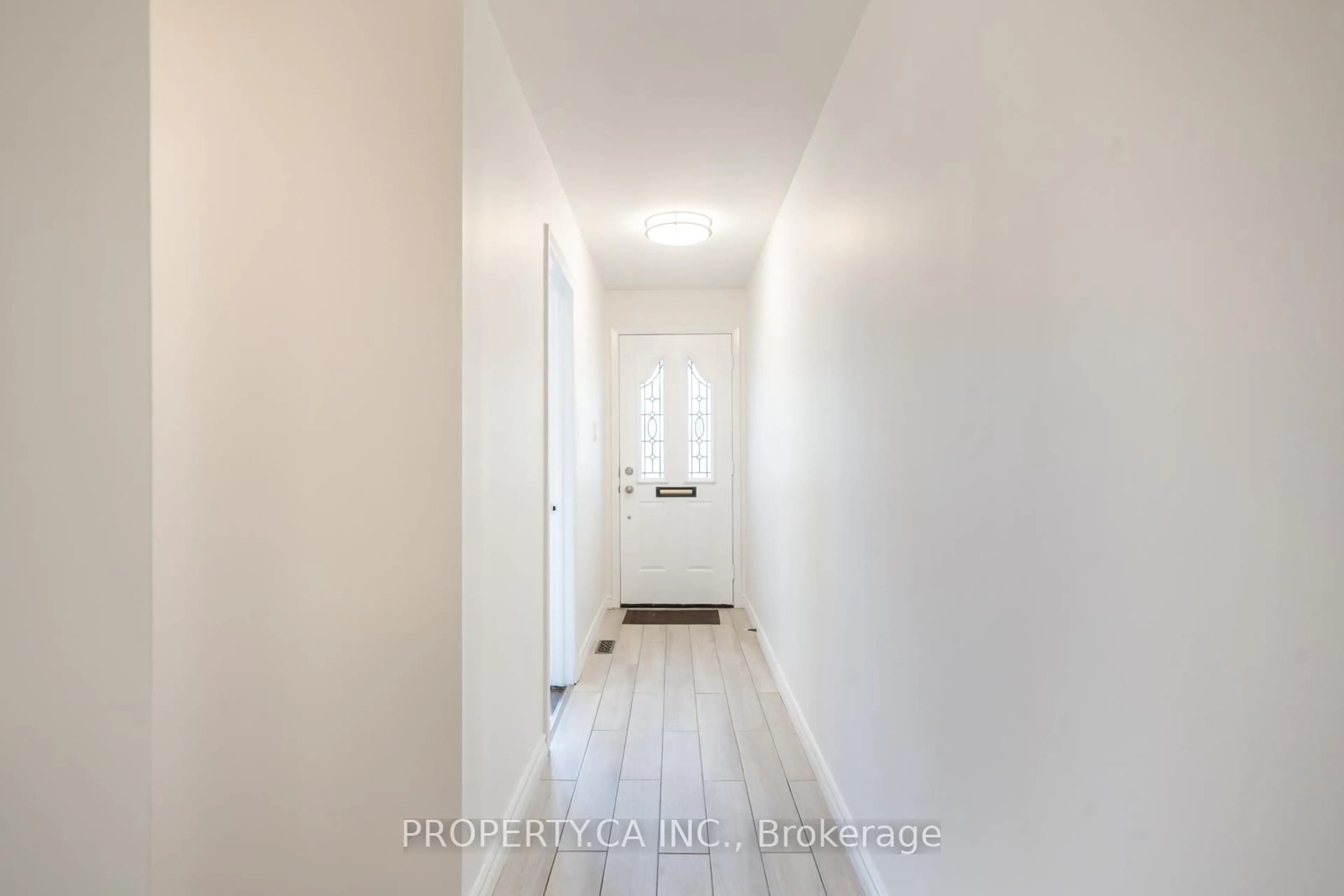 A pic of a room for 98 Tanjoe Cres, Toronto Ontario M2M 1P7
