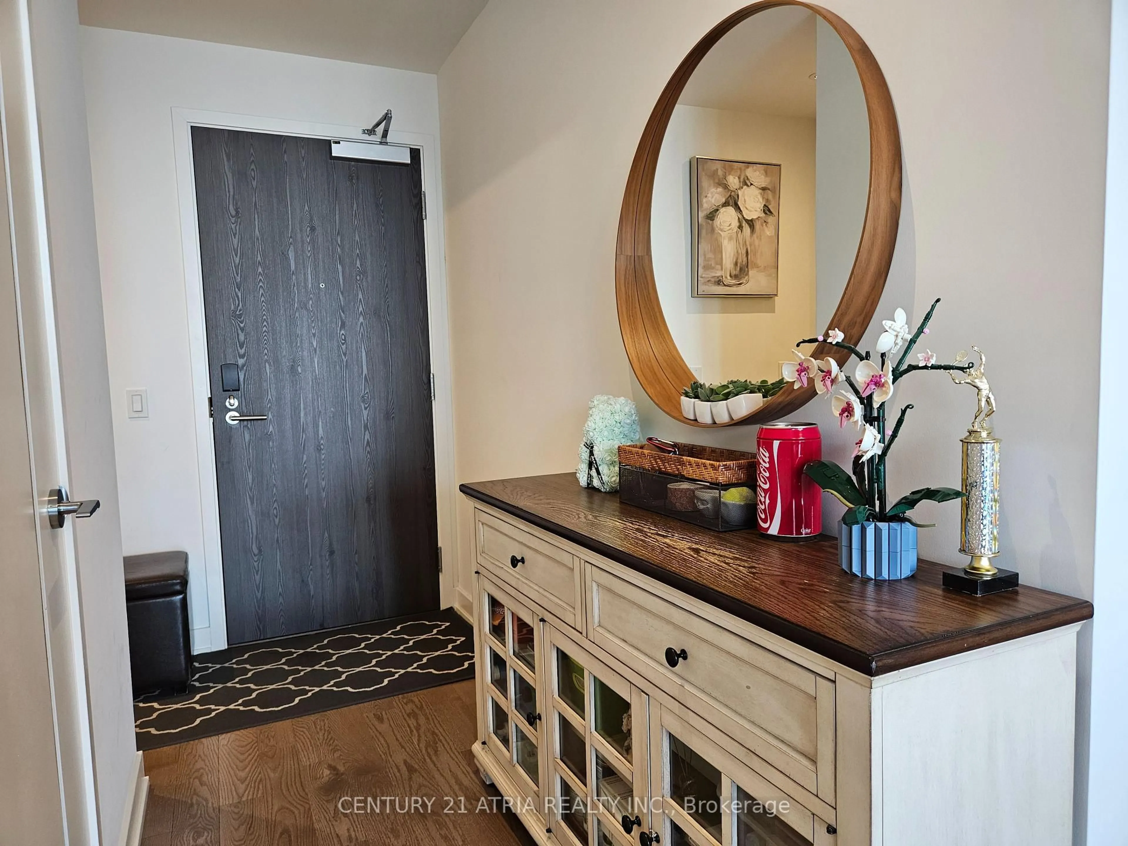 Indoor entryway for 20 Lombard St #3806, Toronto Ontario M5C 0A7