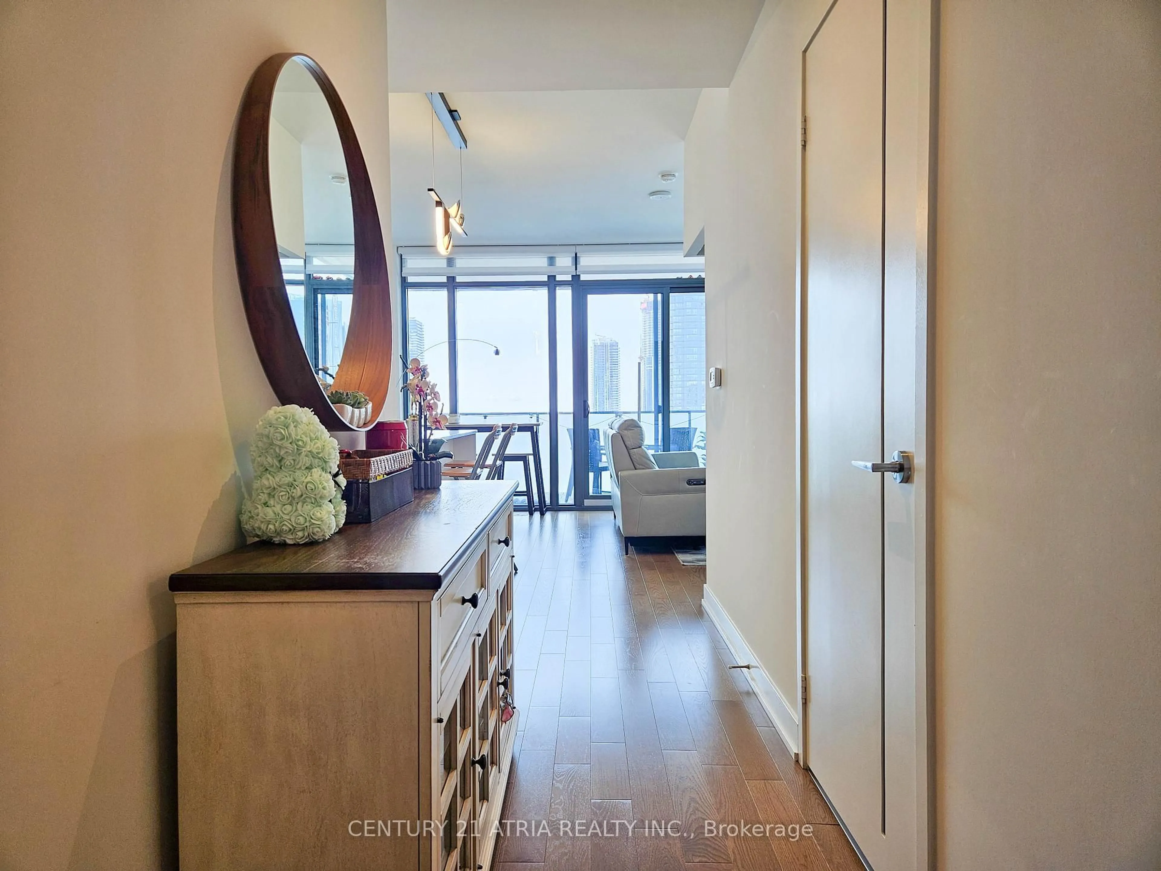 Indoor entryway for 20 Lombard St #3806, Toronto Ontario M5C 0A7