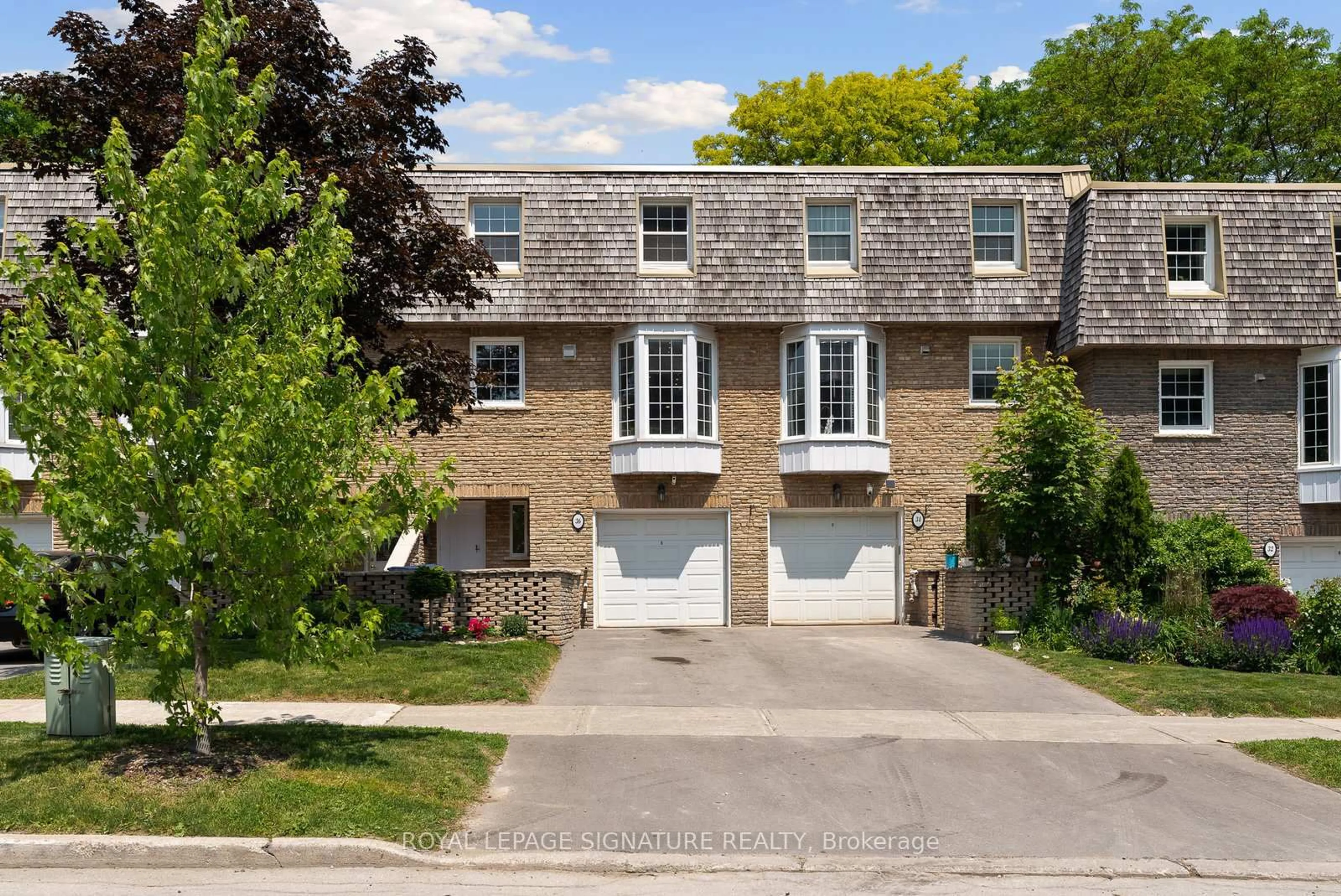 Home with brick exterior material, street for 36 Farmstead Rd, Toronto Ontario M2L 2G2