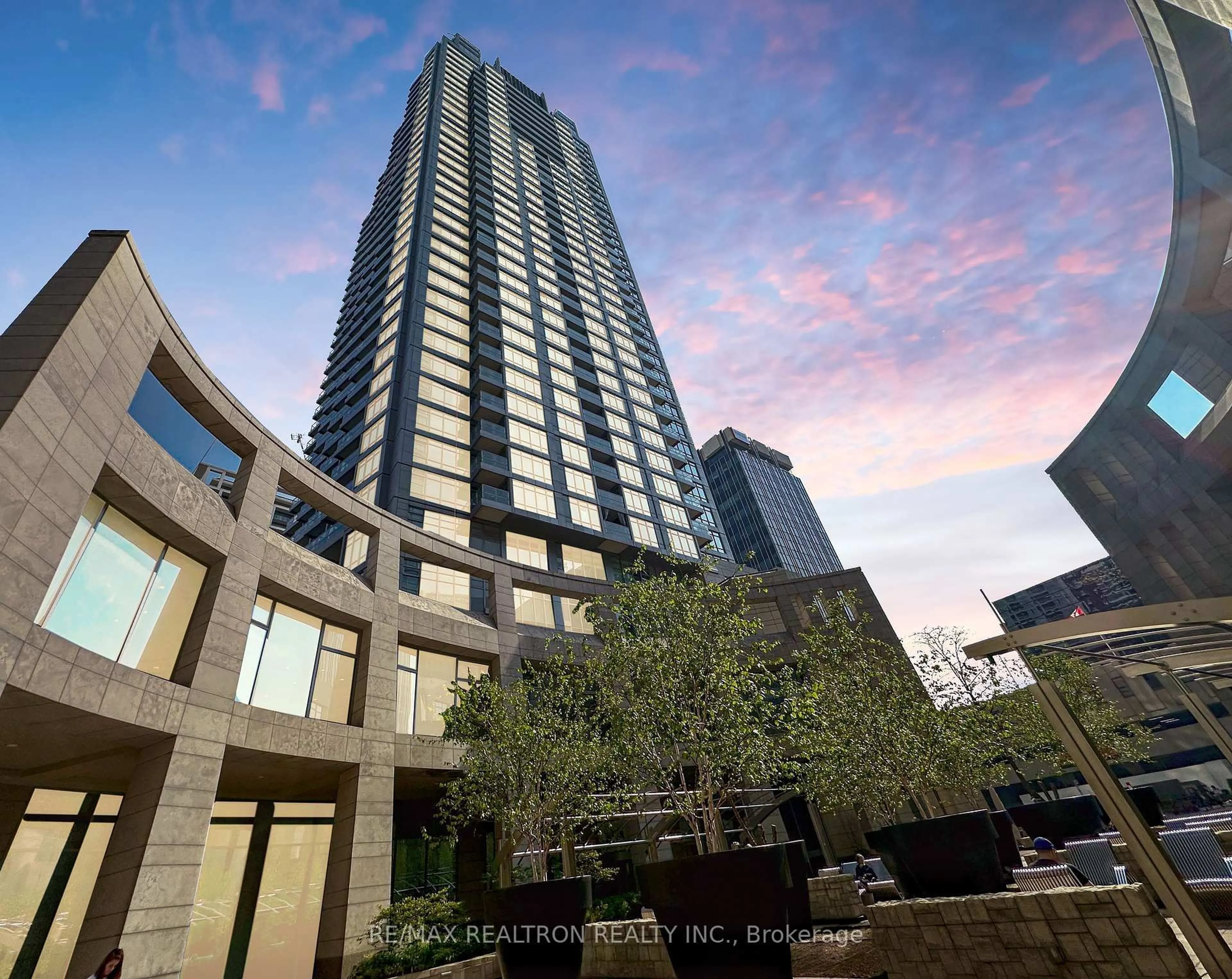 Unknown for 2181 Yonge St #2706, Toronto Ontario M4S 3H7