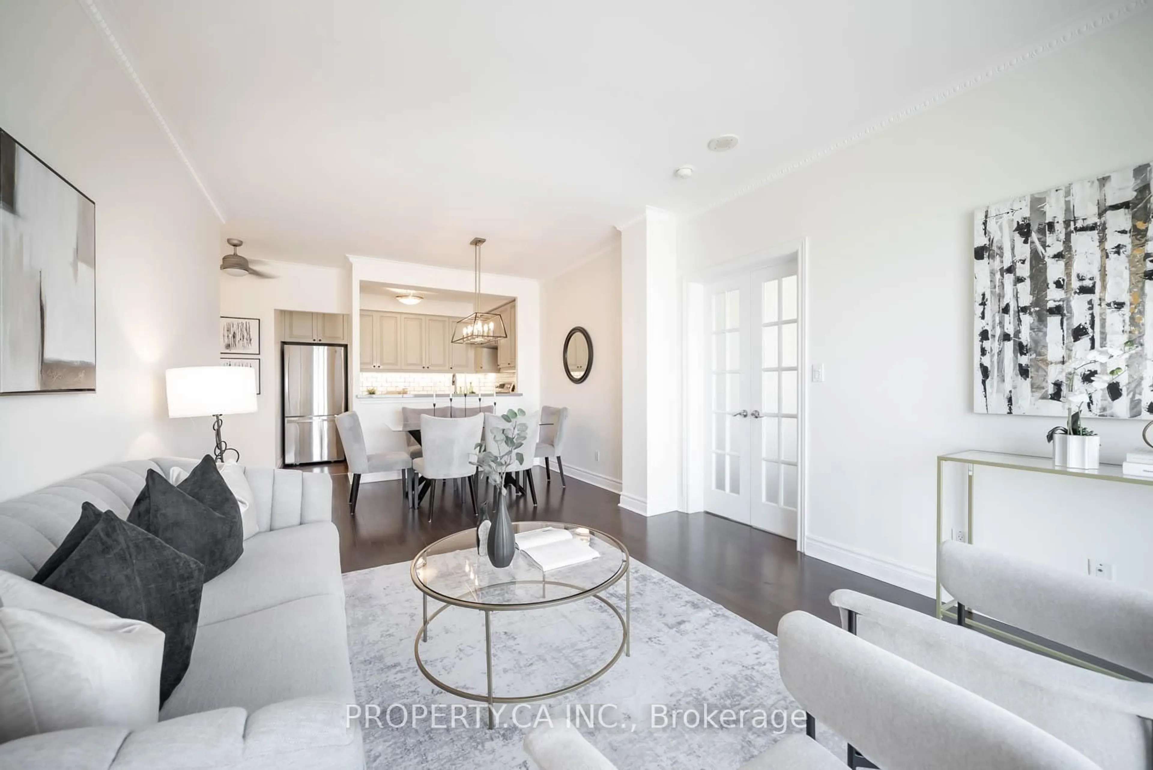 Living room with furniture, unknown for 398 Eglinton Ave #PH6, Toronto Ontario M4P 3H8