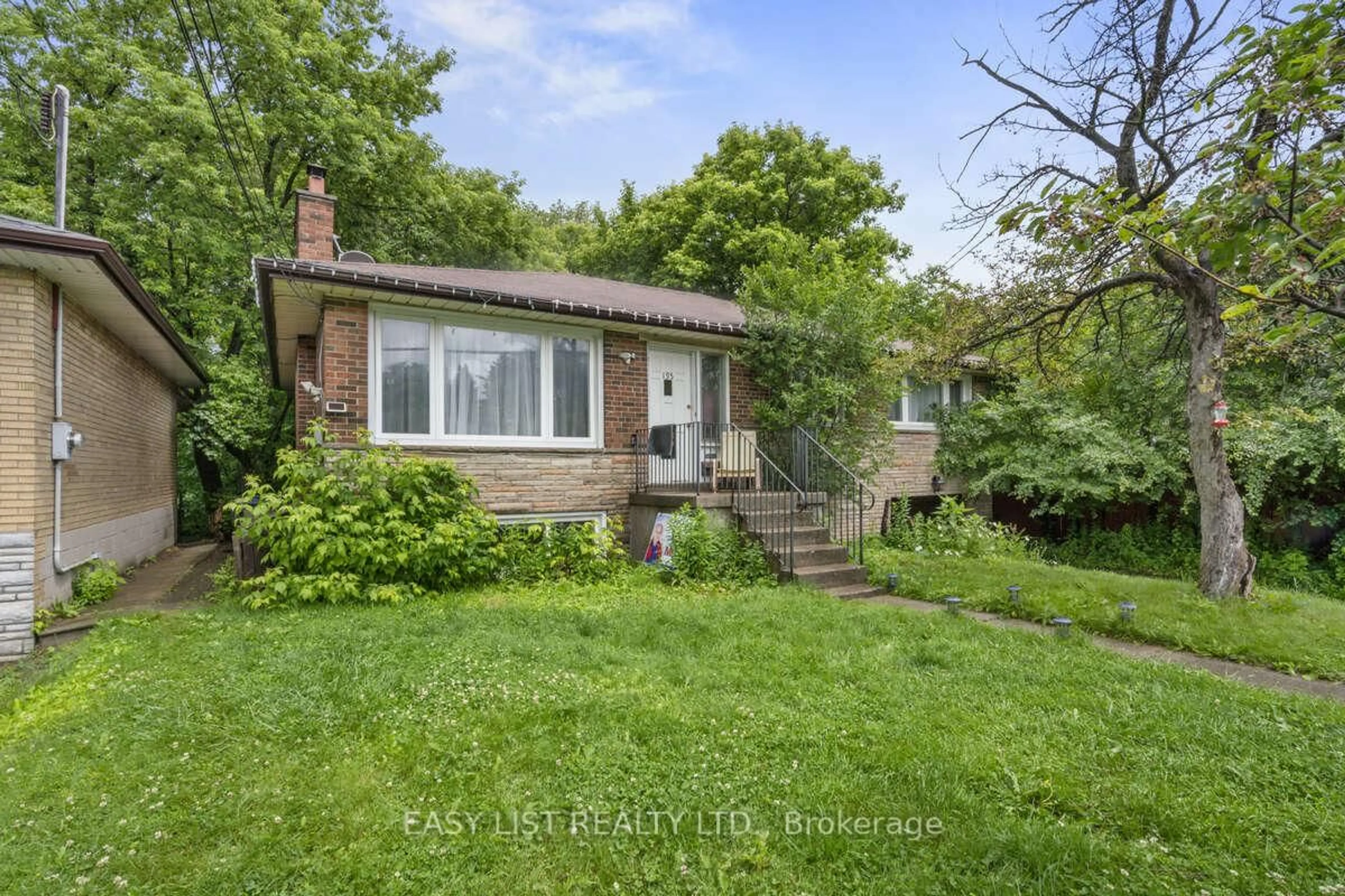 Unknown for 195 Senlac Rd, Toronto Ontario M2R 1P3