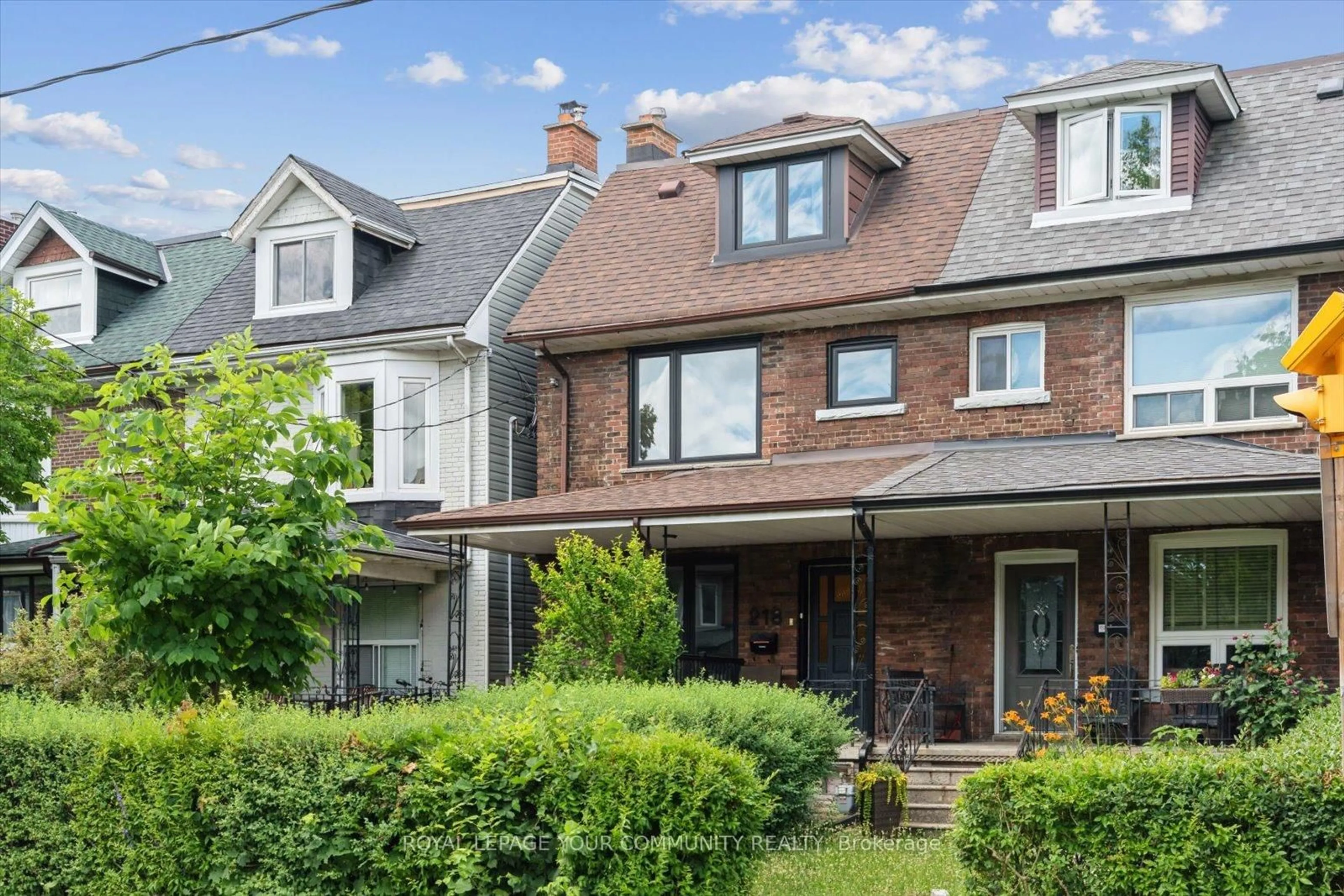 Home with brick exterior material, street for 218 Beatrice St, Toronto Ontario M6G 3G1