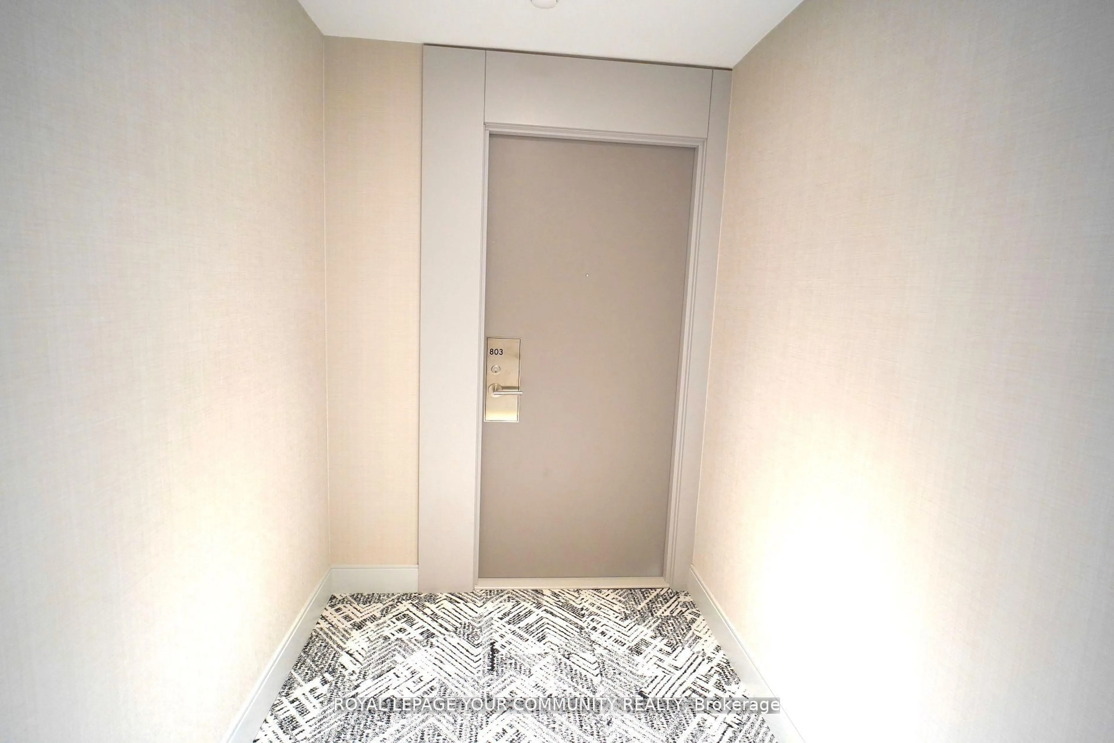 A pic of a room for 8 Widmer St #803, Toronto Ontario M5V 2E7