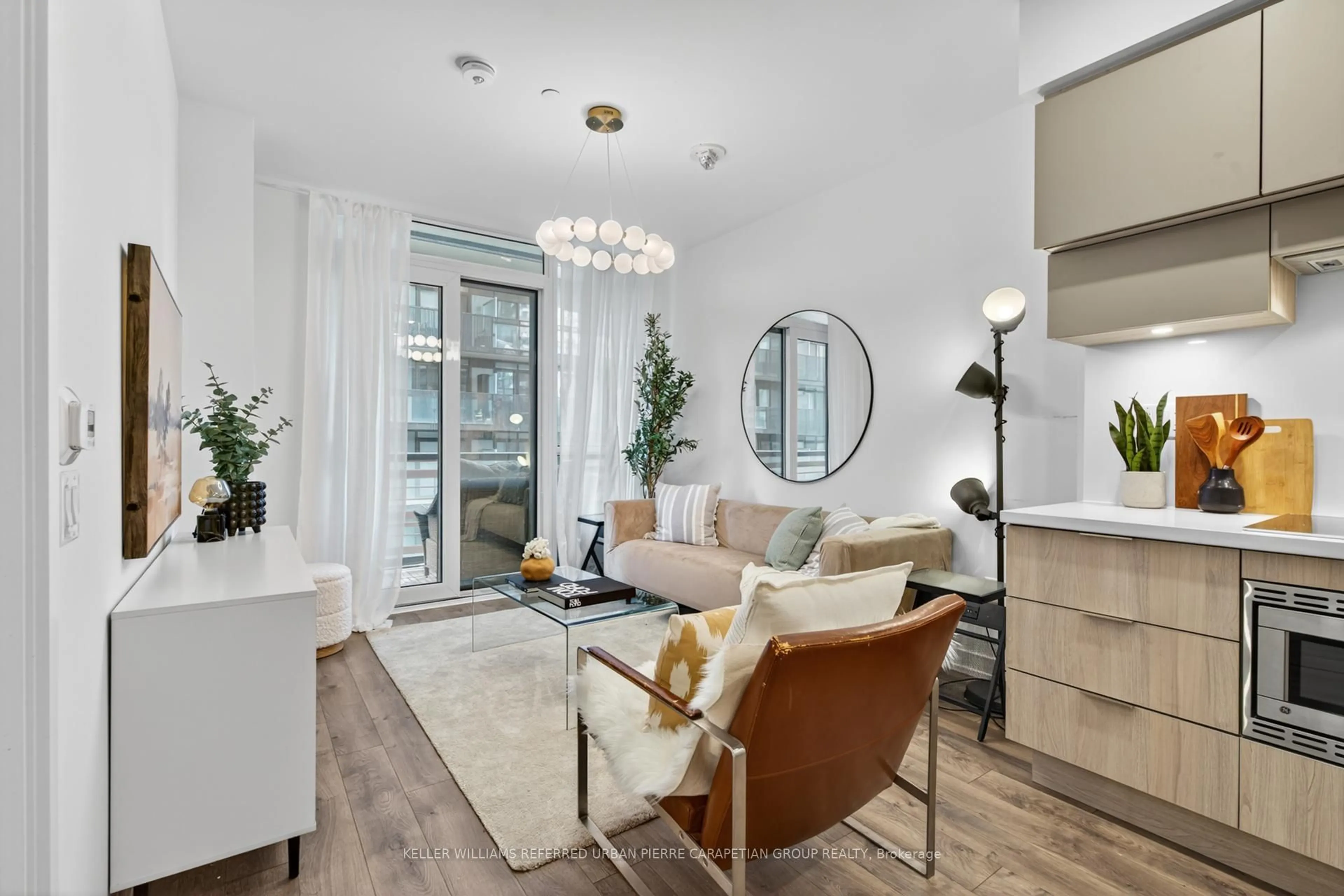Living room with furniture, unknown for 39 Roehampton Ave #408, Toronto Ontario M4P 0G1