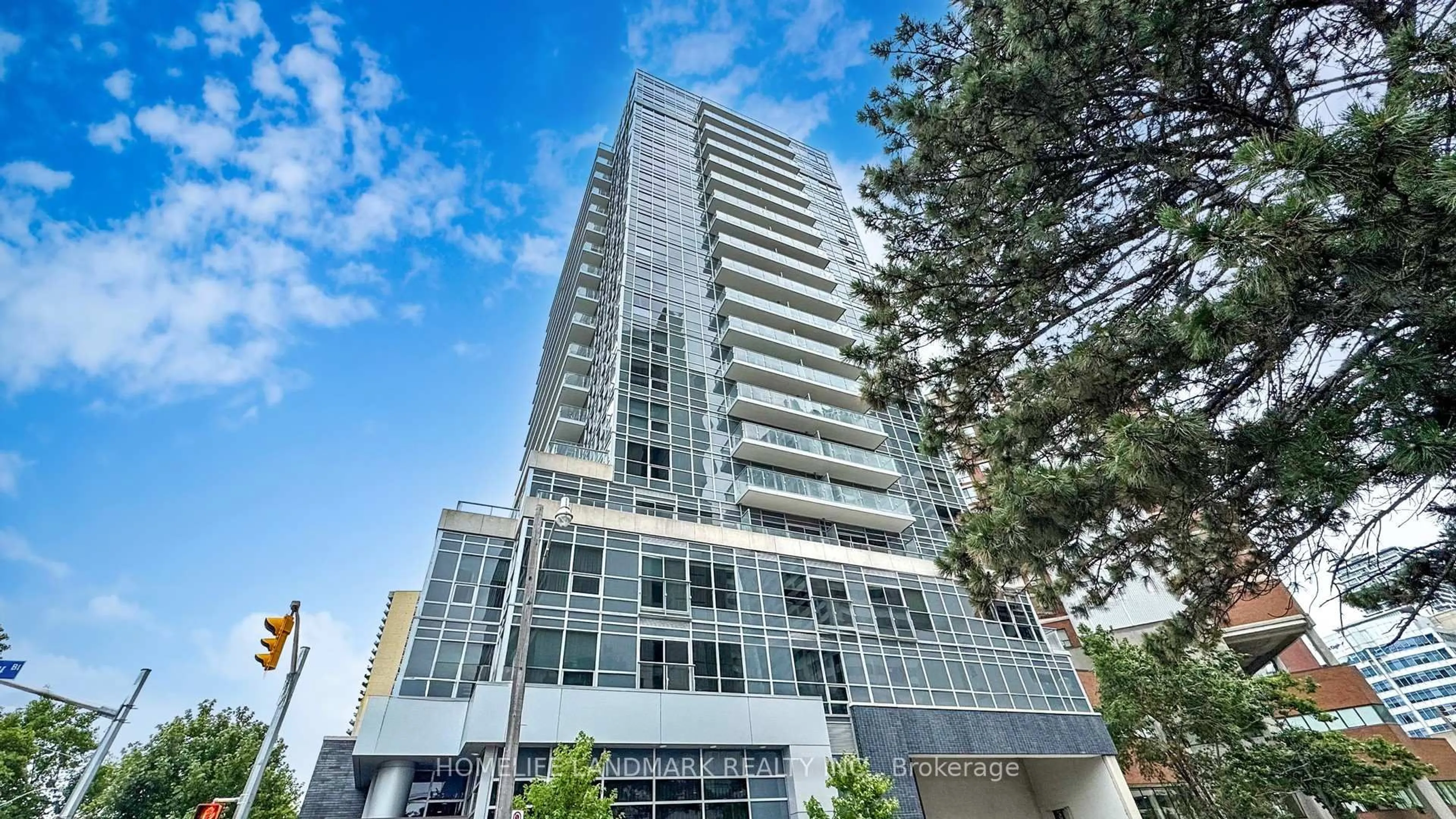 Indoor foyer for 58 Orchard View Blvd #308, Toronto Ontario M4R 1B9