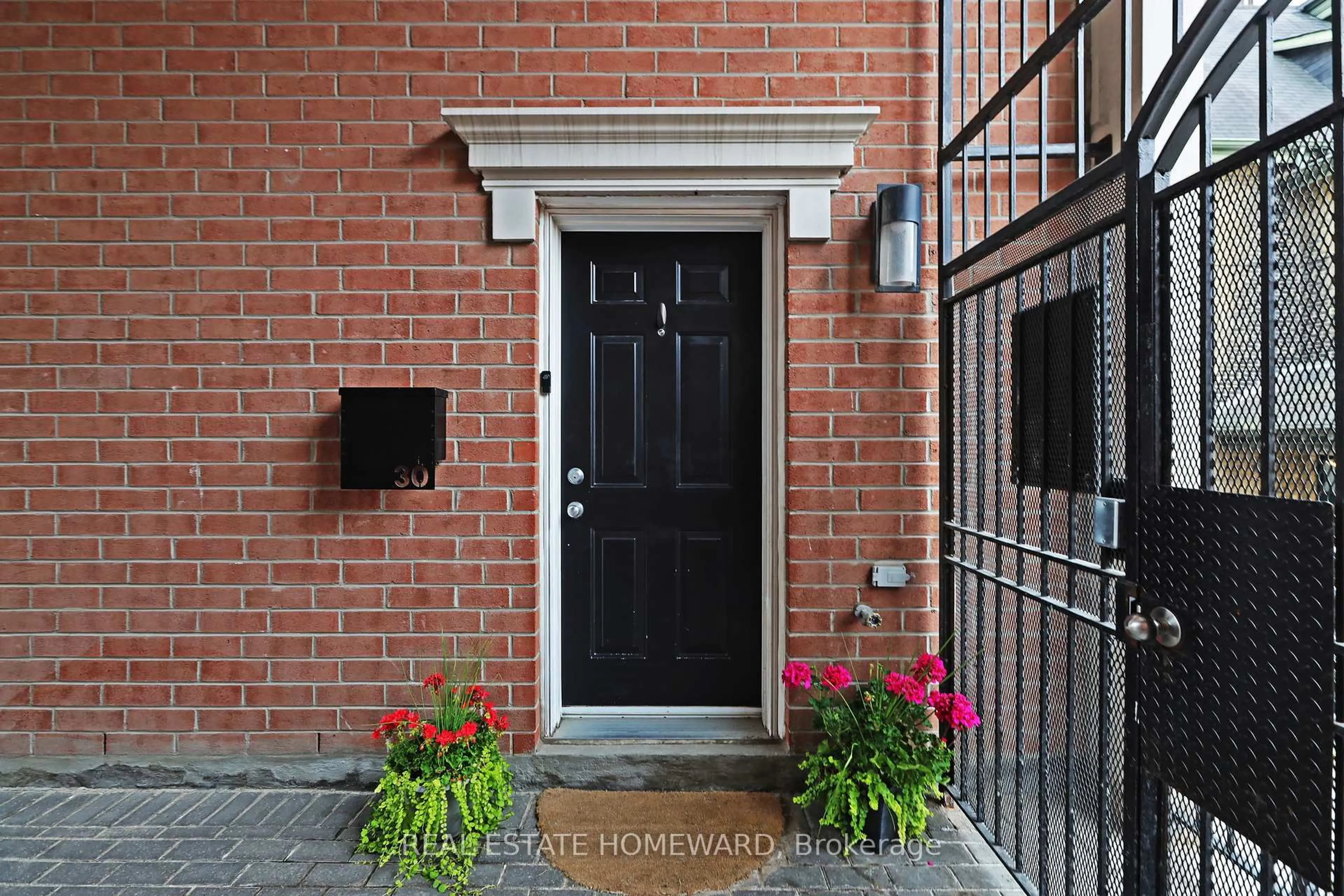 Unknown for 6 Wellesley Pl #30, Toronto Ontario M4Y 3E1