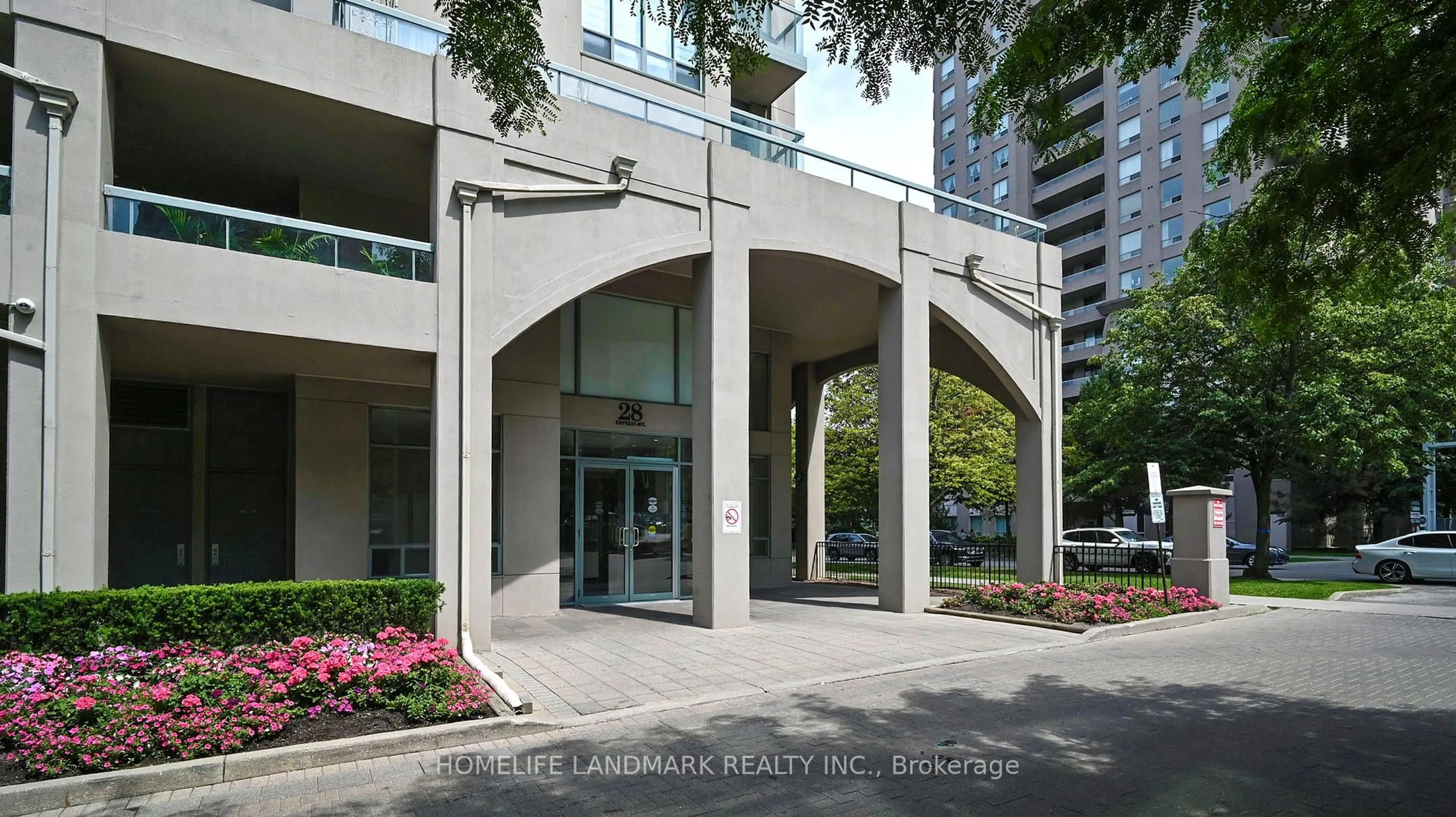 Indoor foyer for 28 Empress Ave #1105, Toronto Ontario M2N 6Z7
