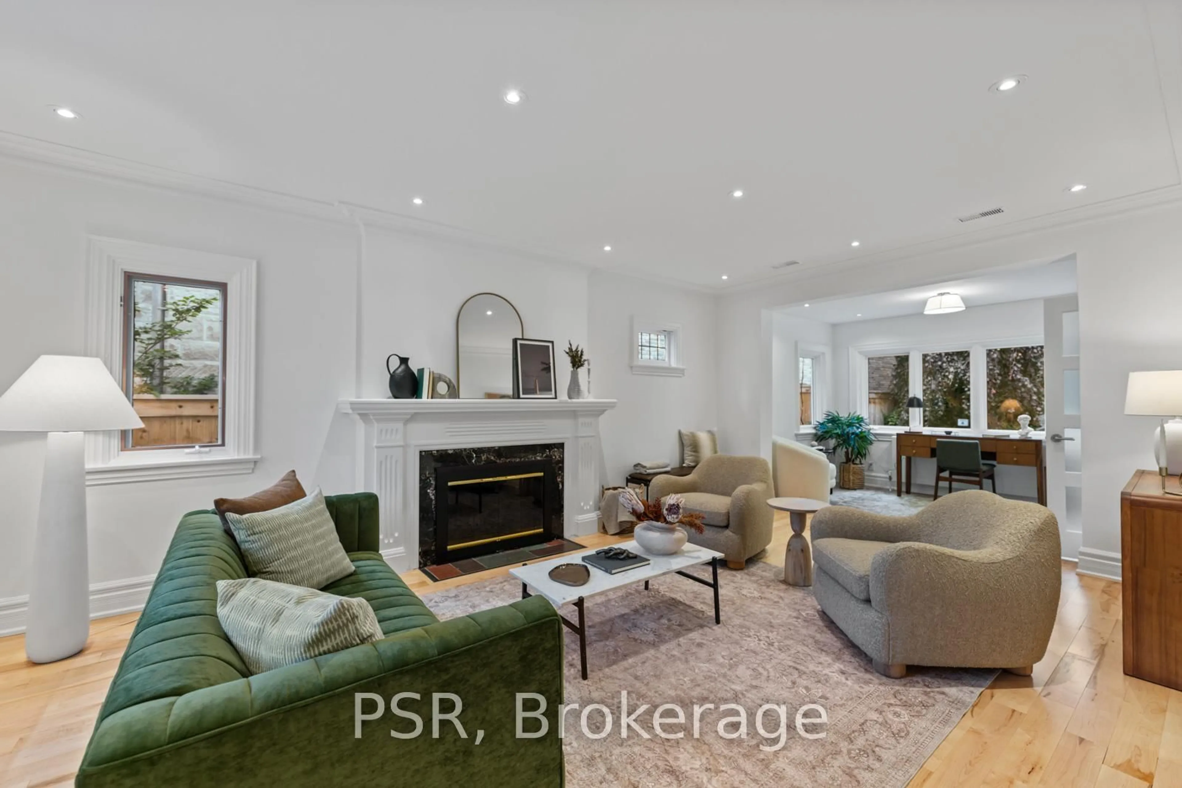 Living room with furniture, unknown for 40 Strathearn Rd, Toronto Ontario M6C 1R4